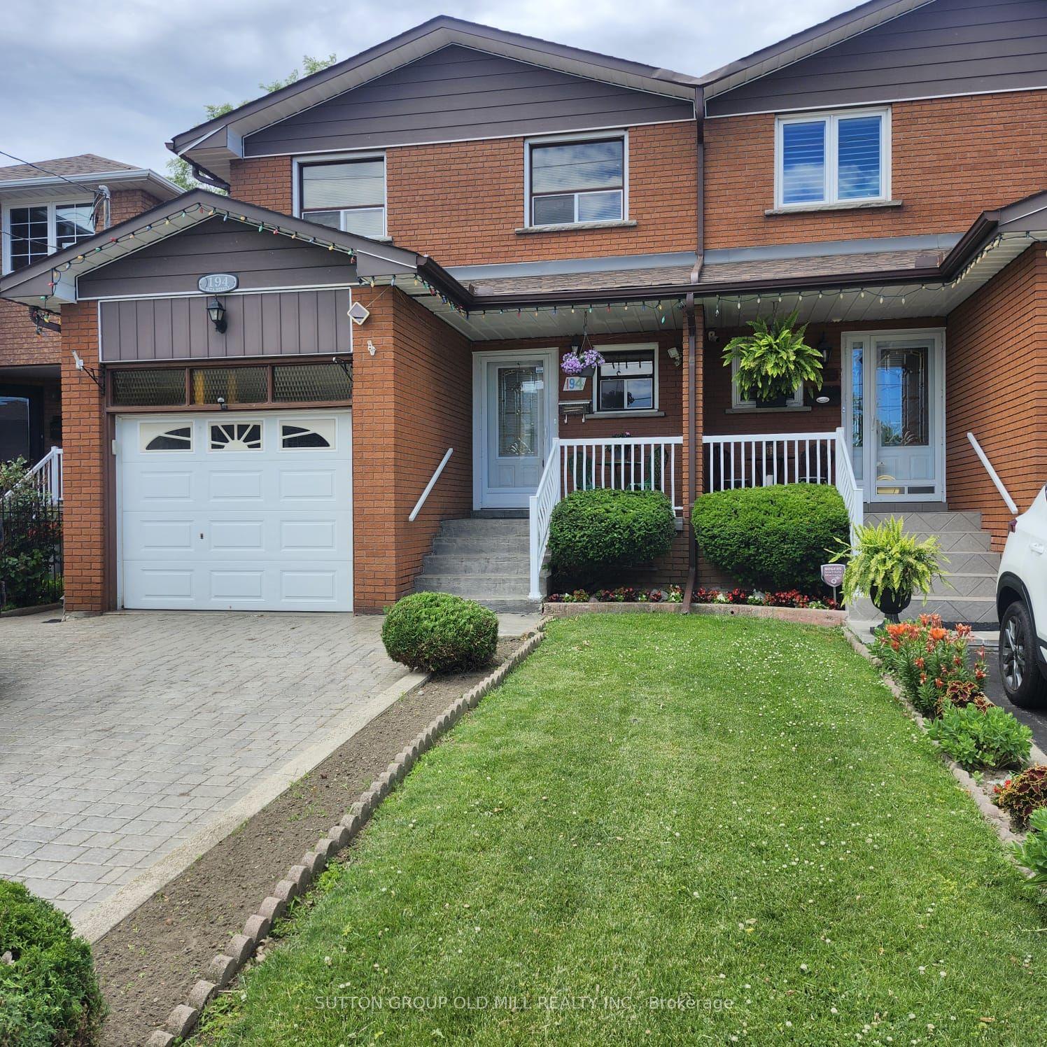 194 Beta Street, Toronto — Semi-Detached for sale, photo 1