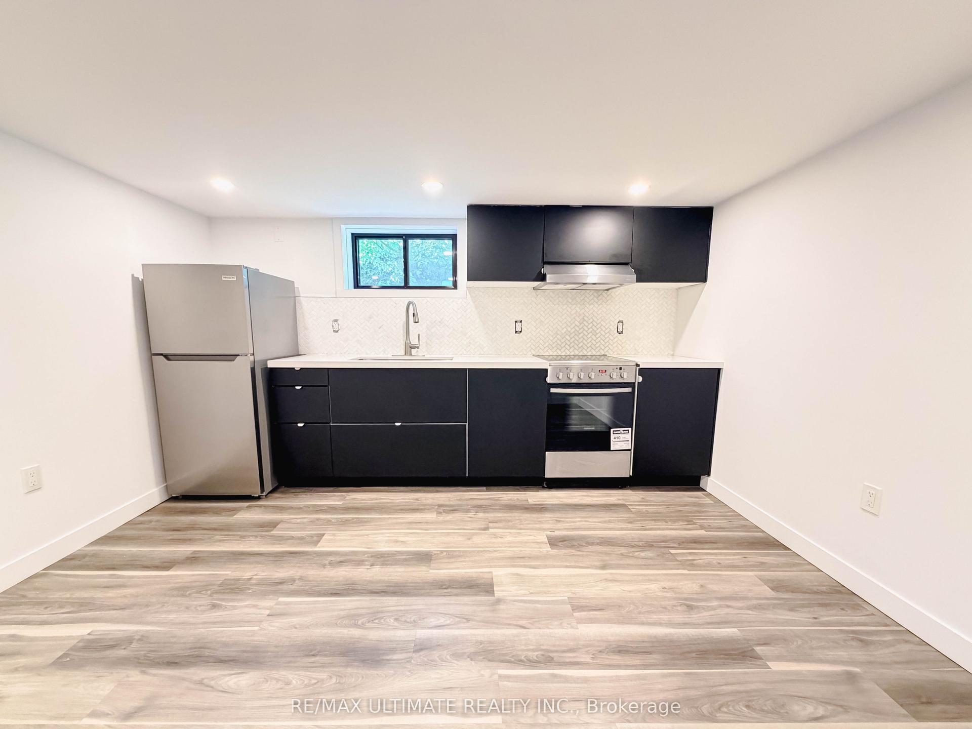 141 Wilmington Avenue, Toronto — Detached for lease, photo 1