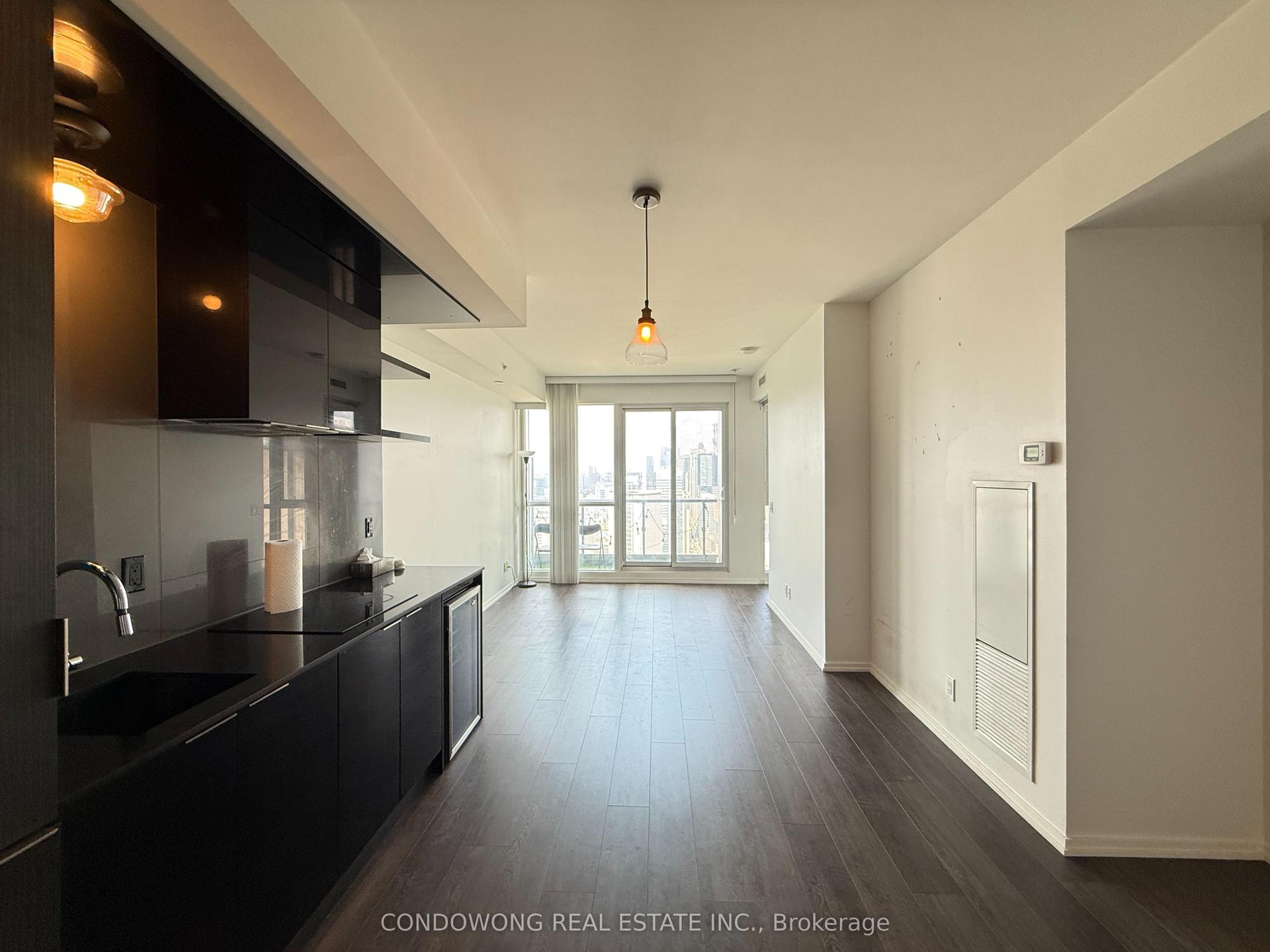 70 Temperance Street 3917 #3917 — photo 1