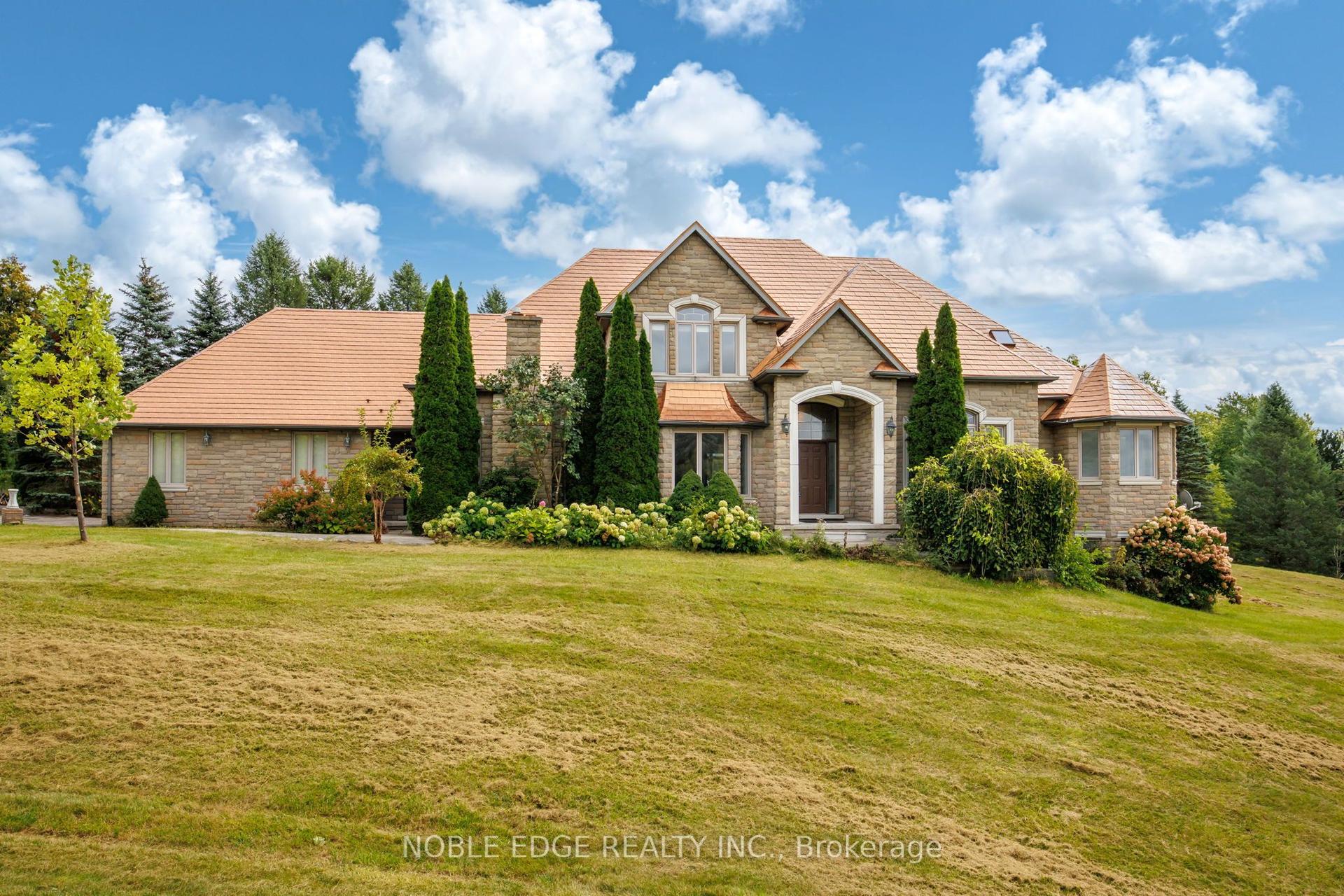 7 Walton Drive, Caledon — Detached for sale, photo 1