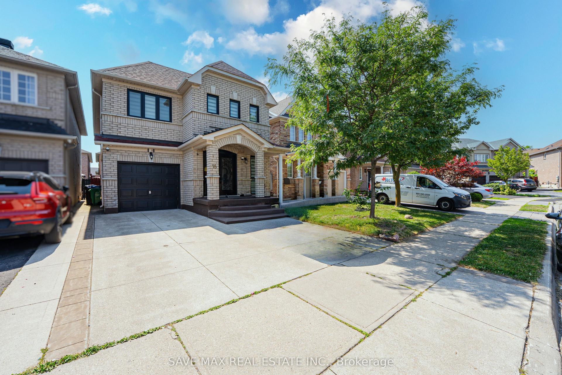18 Salonica Road, Brampton — Detached for lease, photo 1