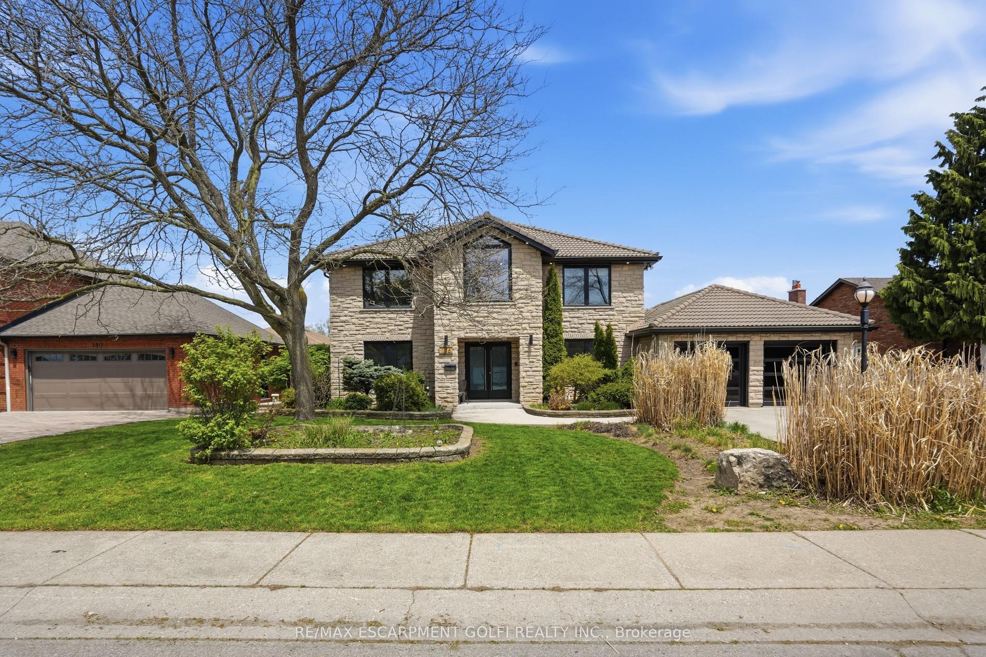 176 ALBION FALLS Boulevard — photo 1