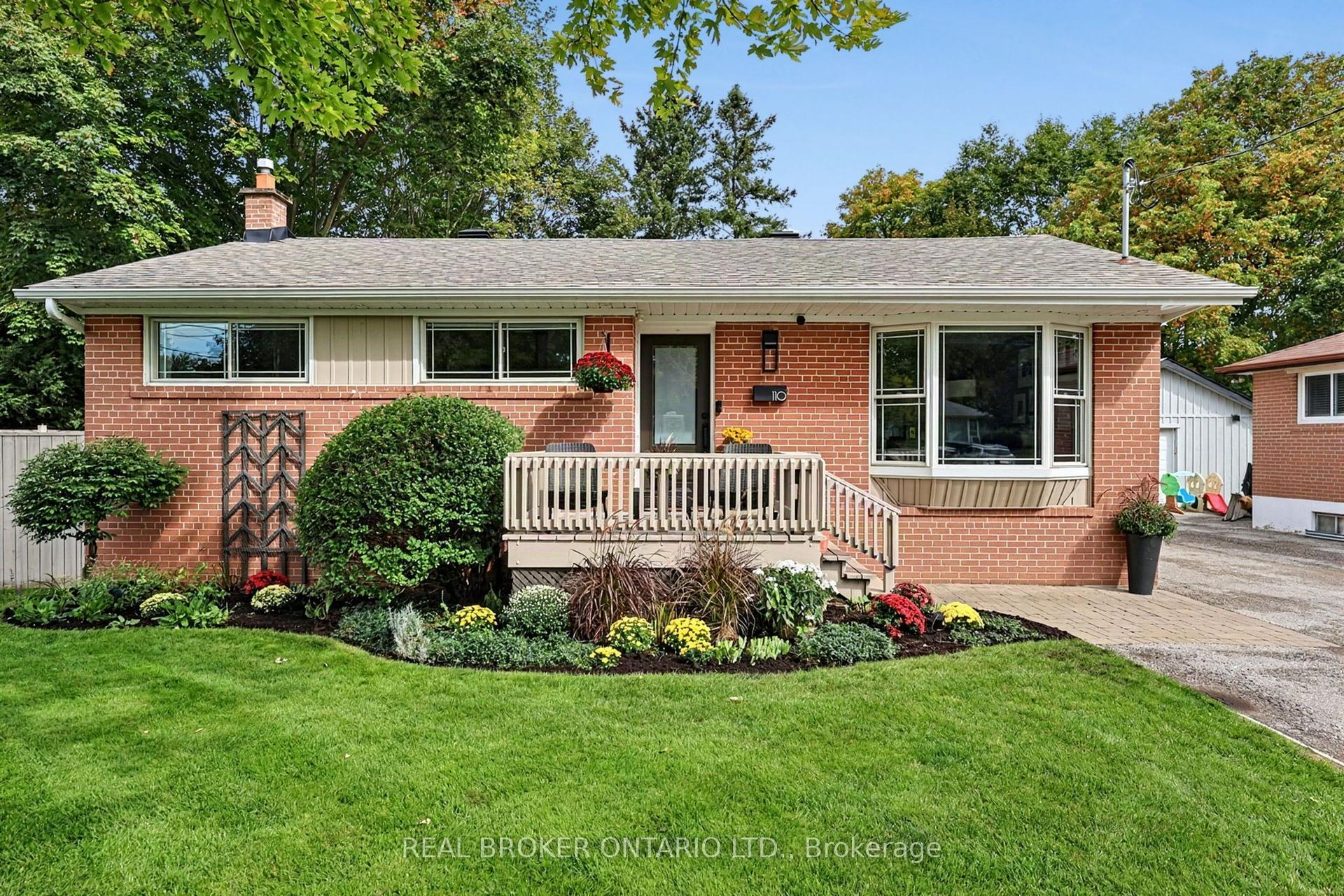 110 Murray Drive, Aurora — Detached for sale, photo 1