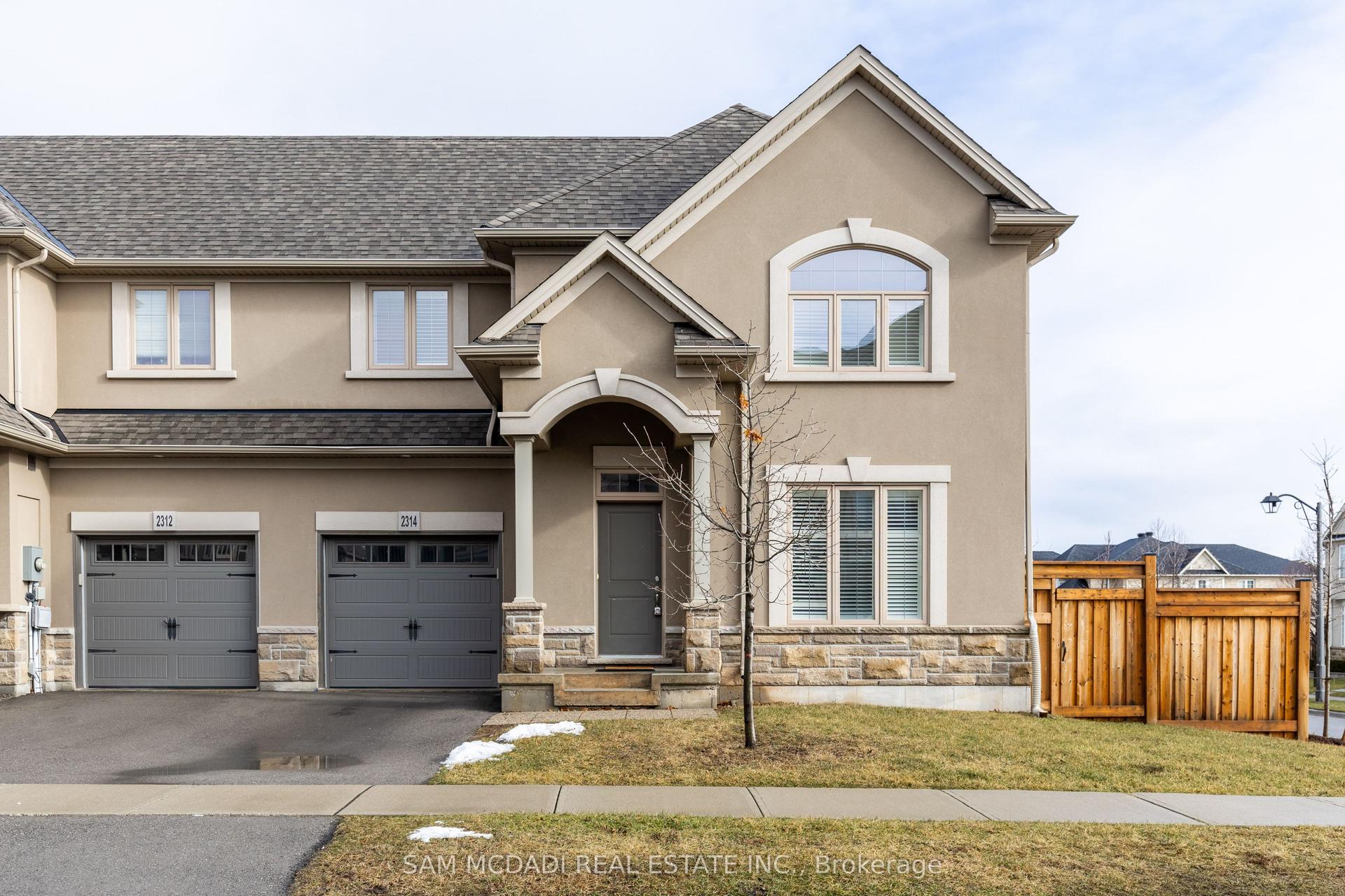 2314 Natasha Circle, Oakville — Townhouse for lease, photo 1