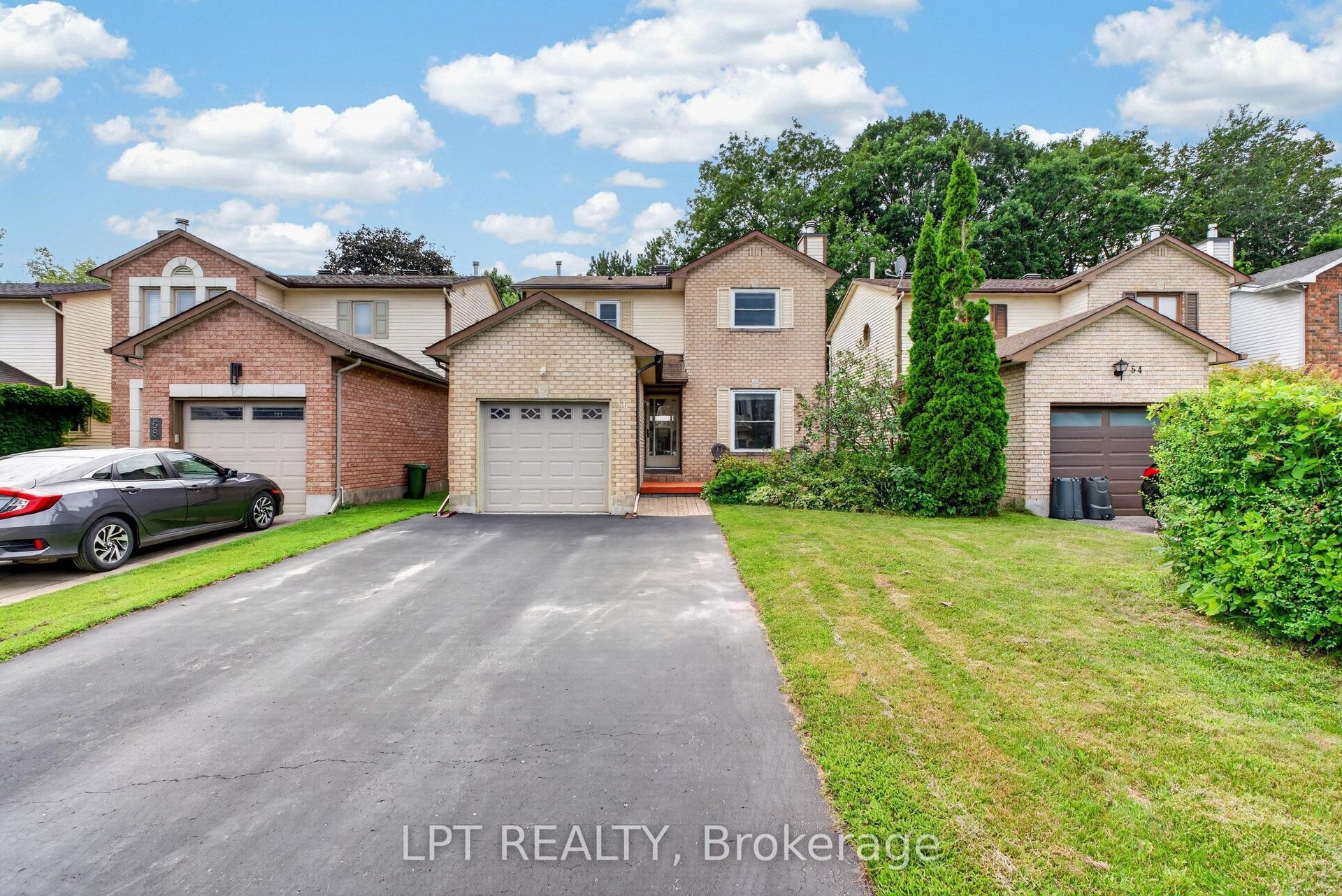 56 Victor Street, Stittsville - Munster - Richmond — Detached for sale, photo 1