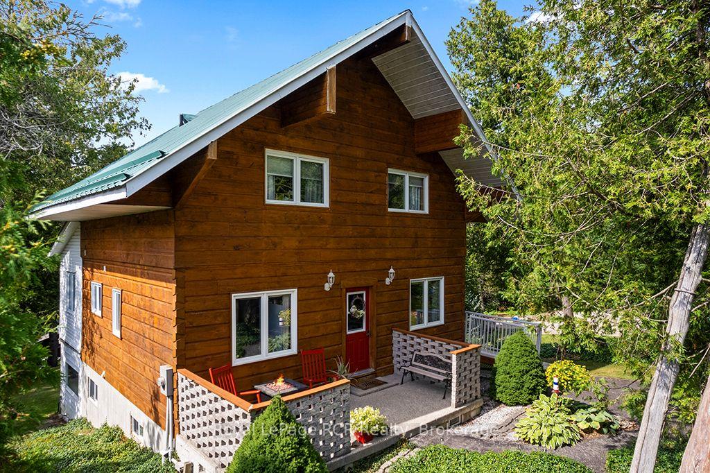 183 Lakeshore Road — photo 1