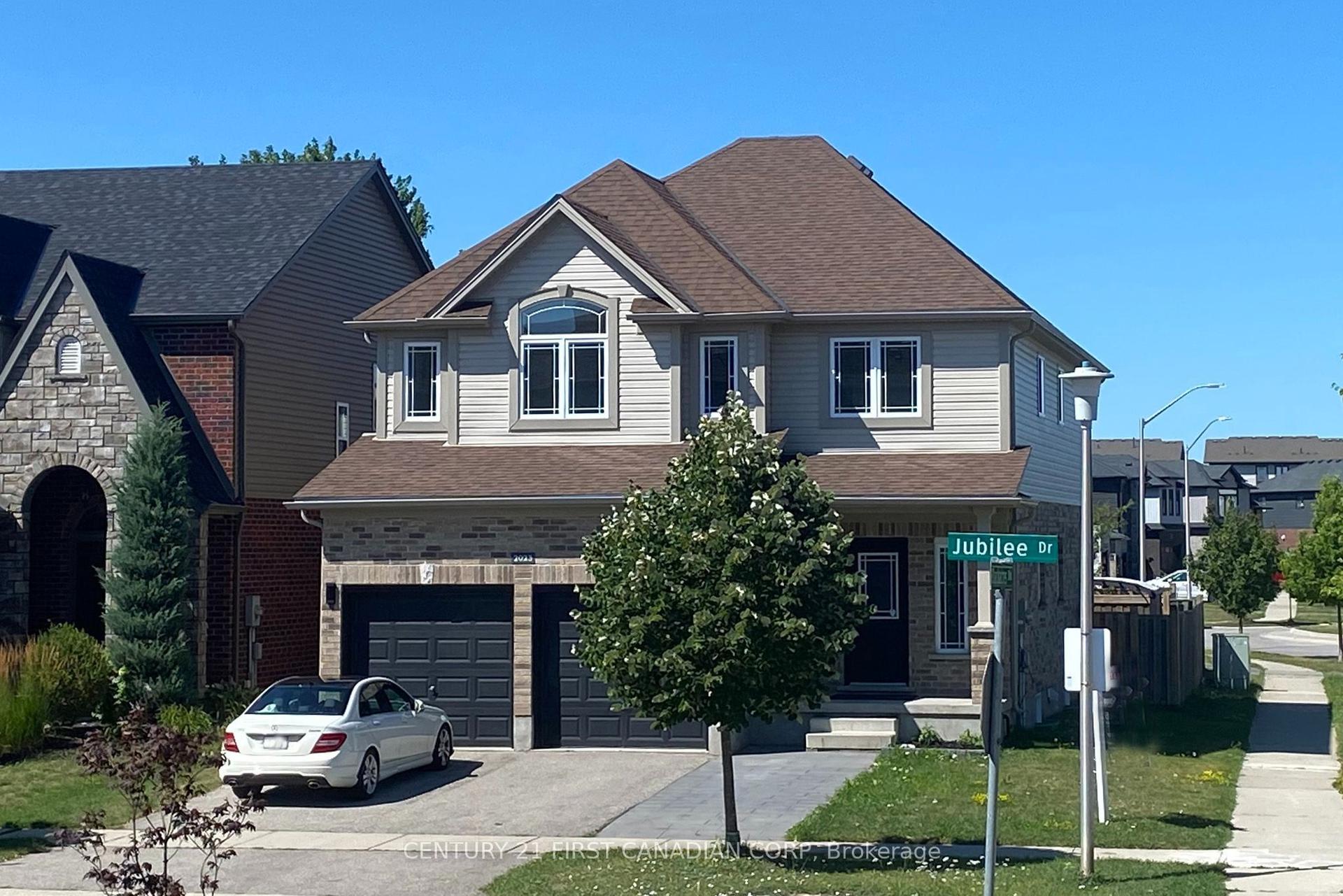 2023 JUBILEE Drive Upper Unit #Upper Unit, London North — Detached for lease, photo 1