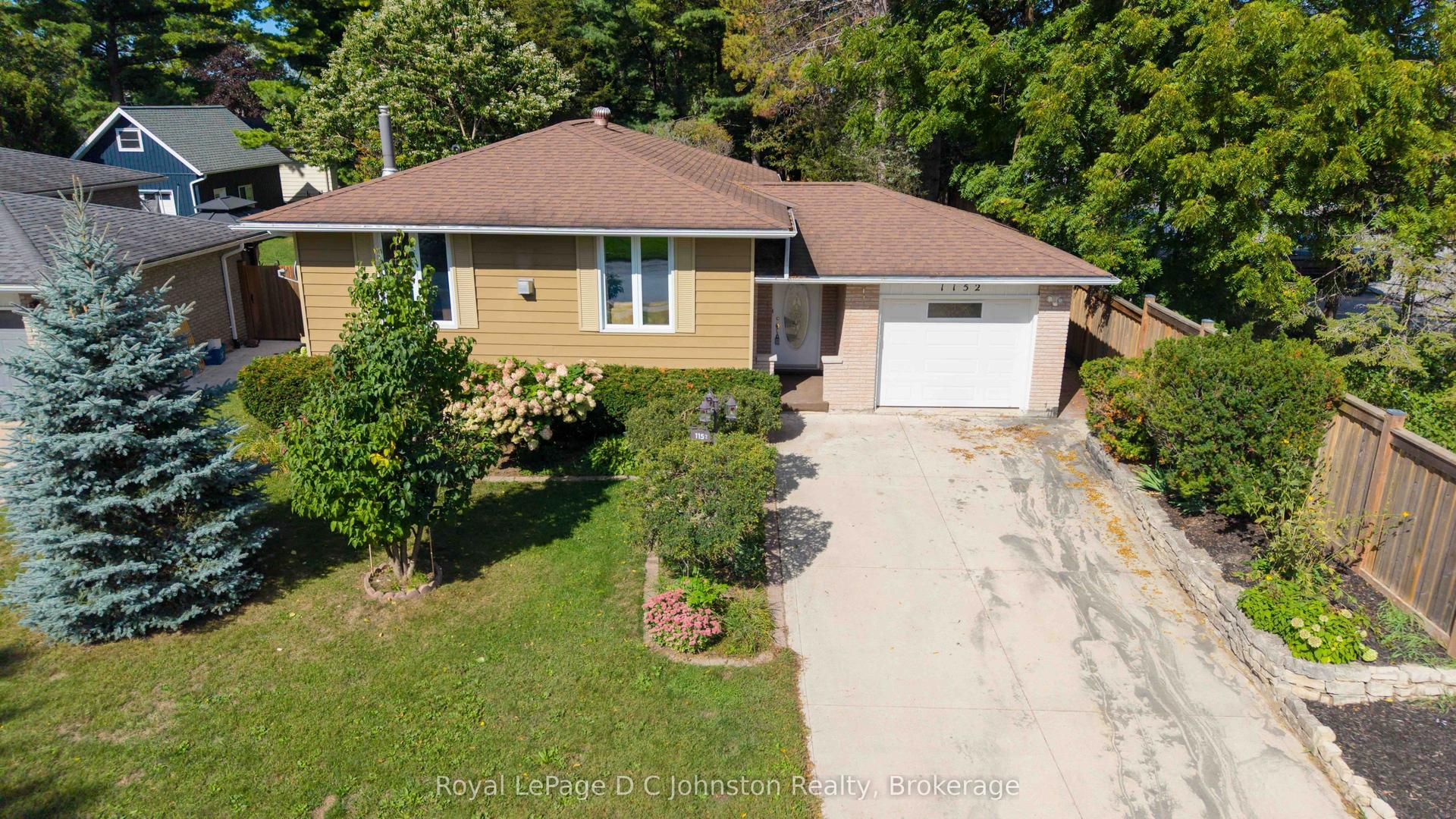 1152 Wellington Street, Saugeen Shores — Detached for lease, photo 1