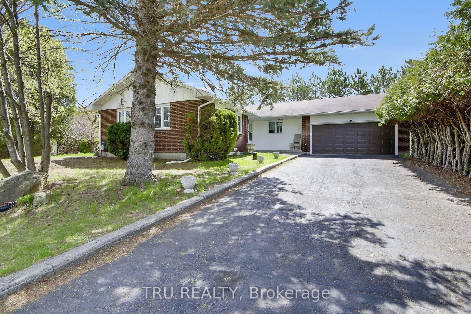 7038 SHIELDS Drive, Greely - Metcalfe - Osgoode - Vernon and Area — Detached for sale, photo 1