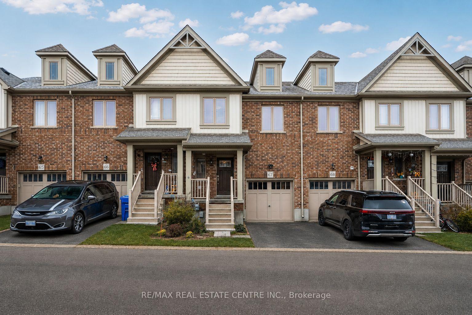 124 Parkinson Crescent 67 #67 — photo 1