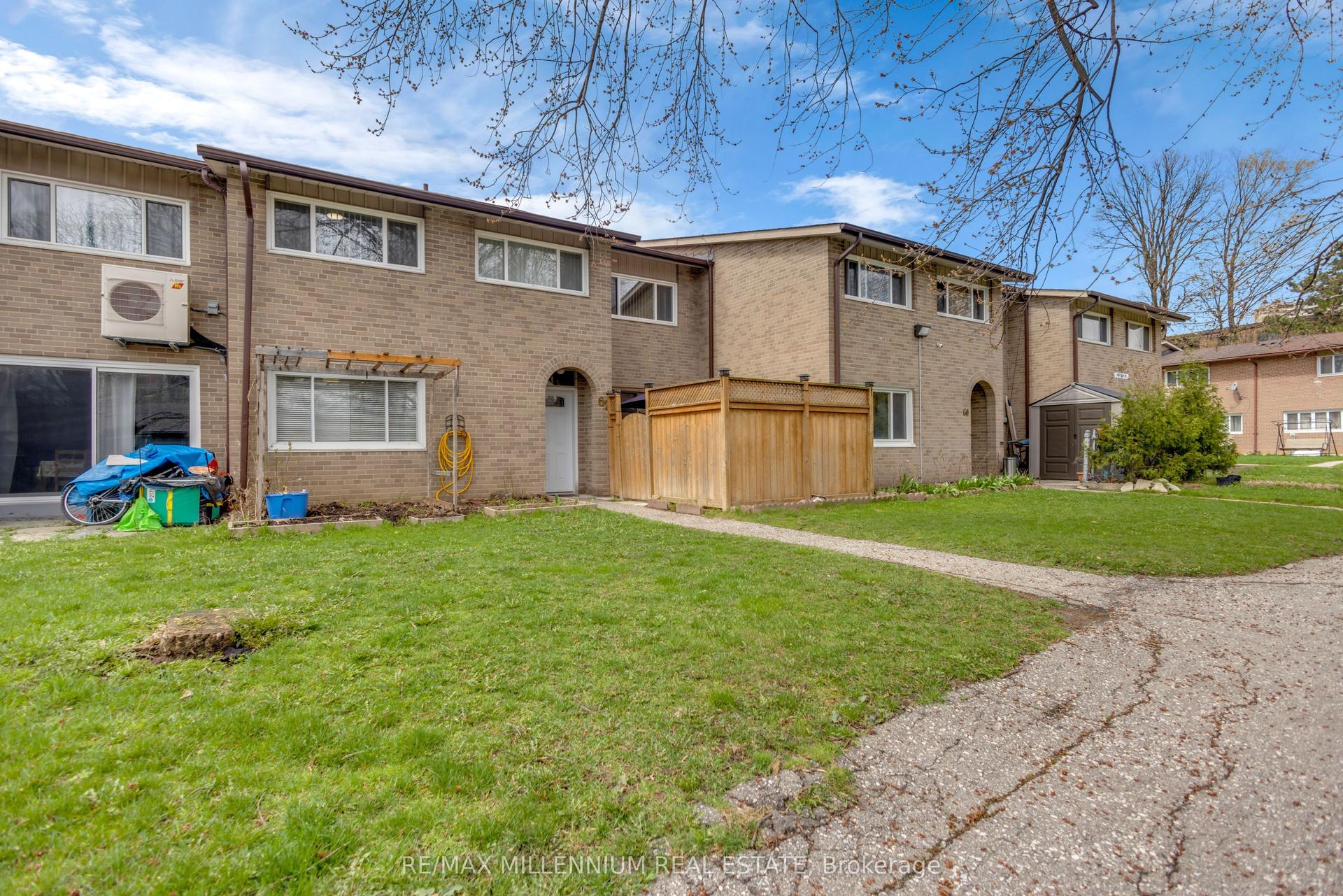 79 Driftwood Avenue 62 #62, Toronto — Condo Town for sale, photo 1