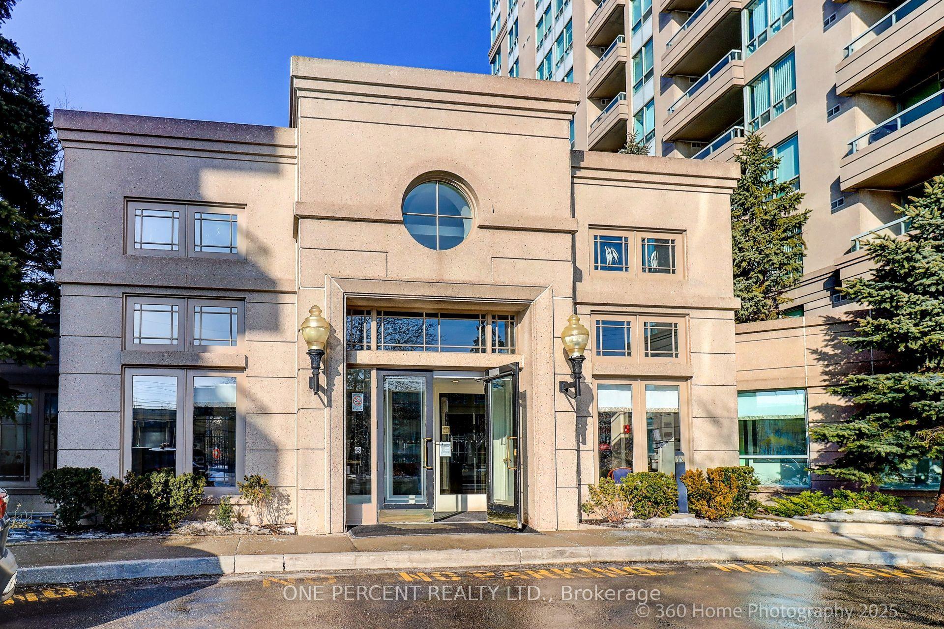 8 Covington Road 803 #803 — photo 1