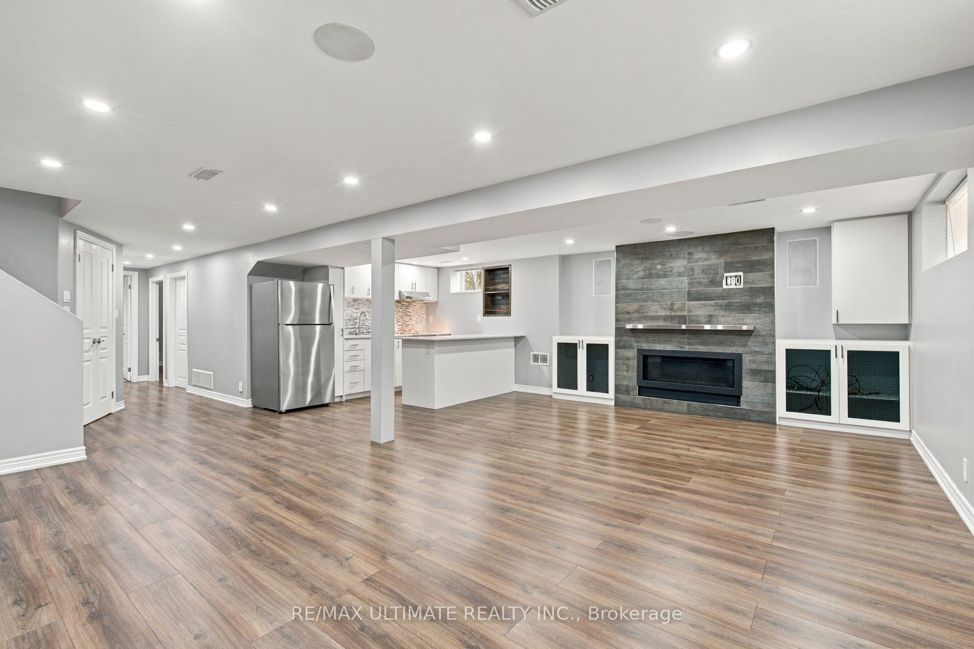 7639 Kittridge Drive, Mississauga — Detached for lease, photo 1