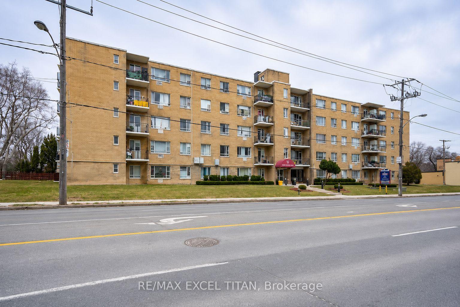 2895 Bathurst Street 111 #111, Toronto — Condo for lease, photo 1