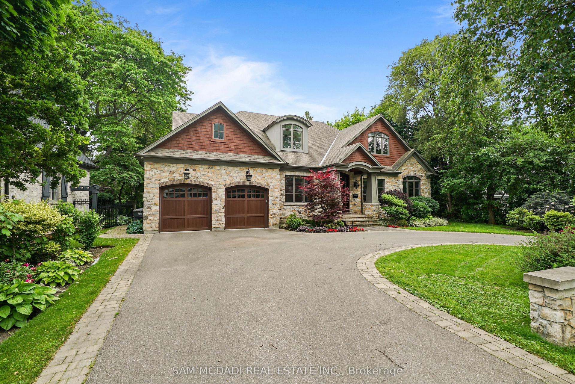 190 Maplewood Road — photo 1