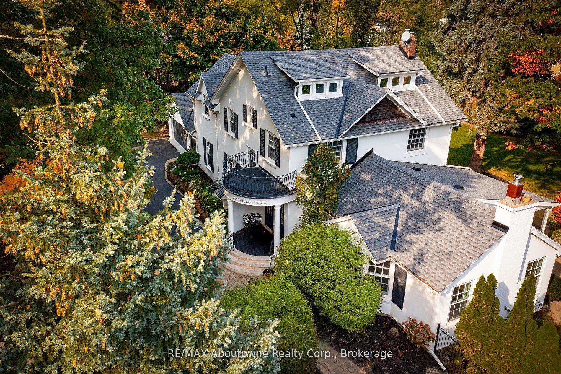 317 Gloucester Avenue — photo 1