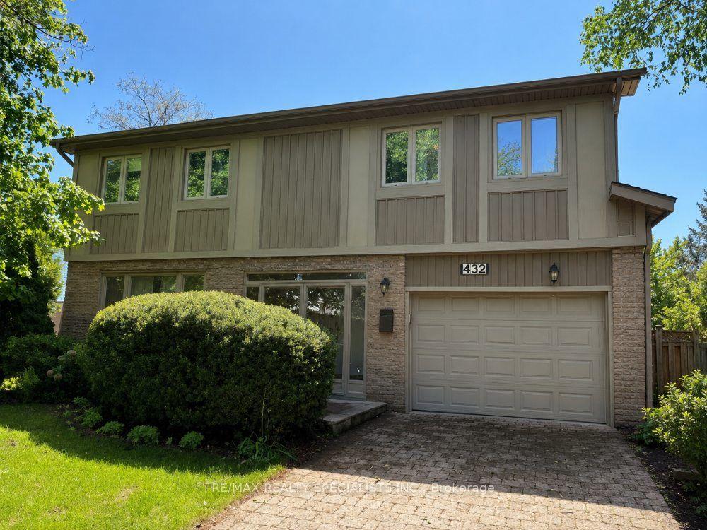 432 Isabella Avenue — photo 1