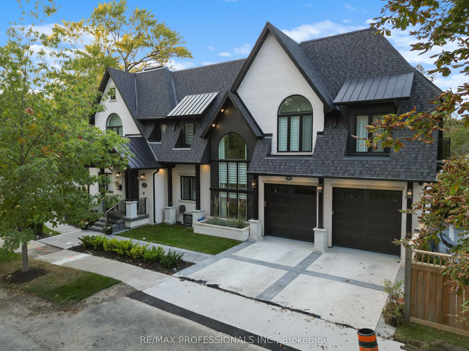 161 The Kingsway, Toronto — Detached for lease, photo 1