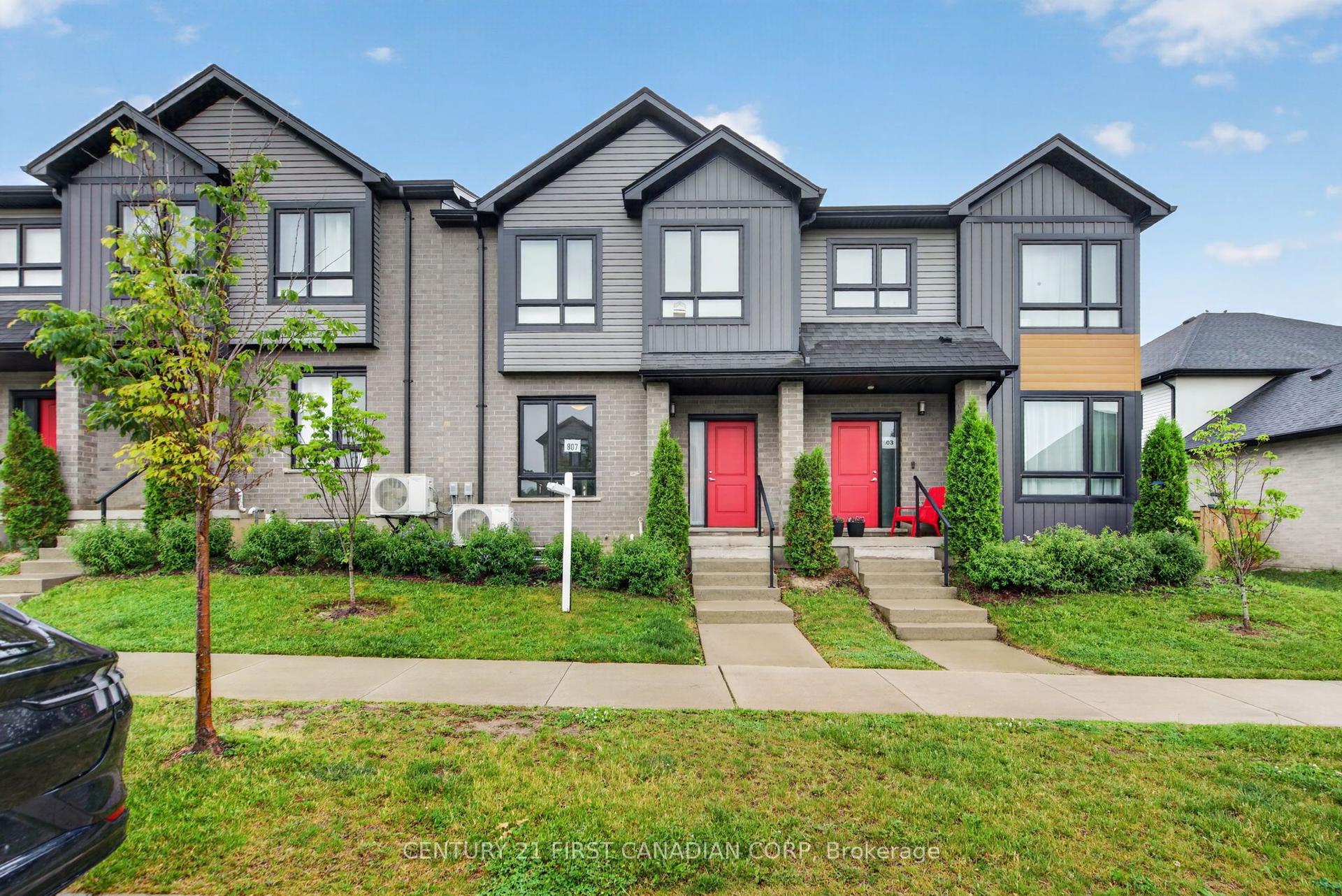 807 Kleinburg Drive 9 #9 — photo 1