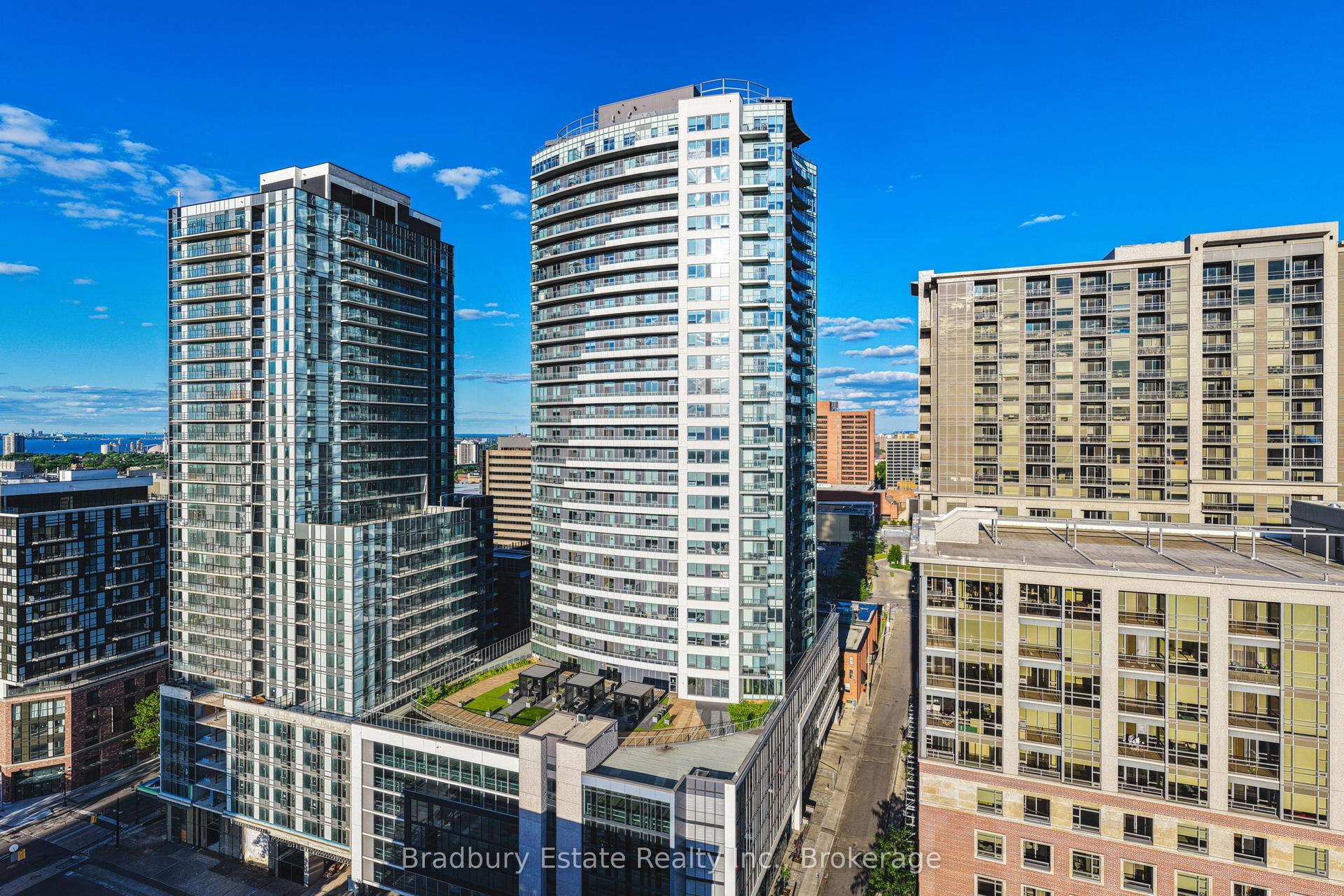 20 George Street 1207 #1207, Hamilton — Condo for lease, photo 1