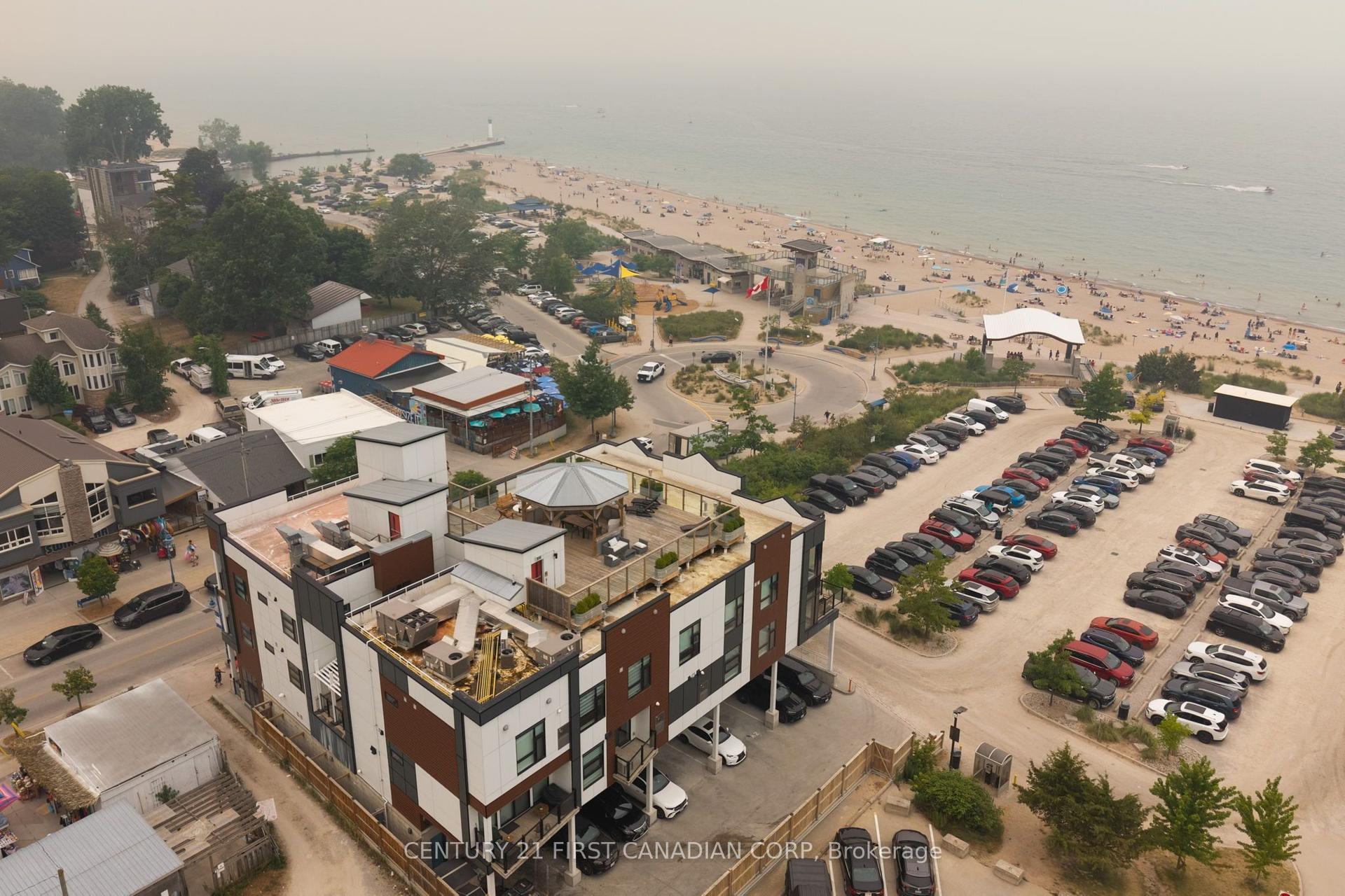 85 Main Street 201 #201, Lambton Shores — Condo for sale, photo 1