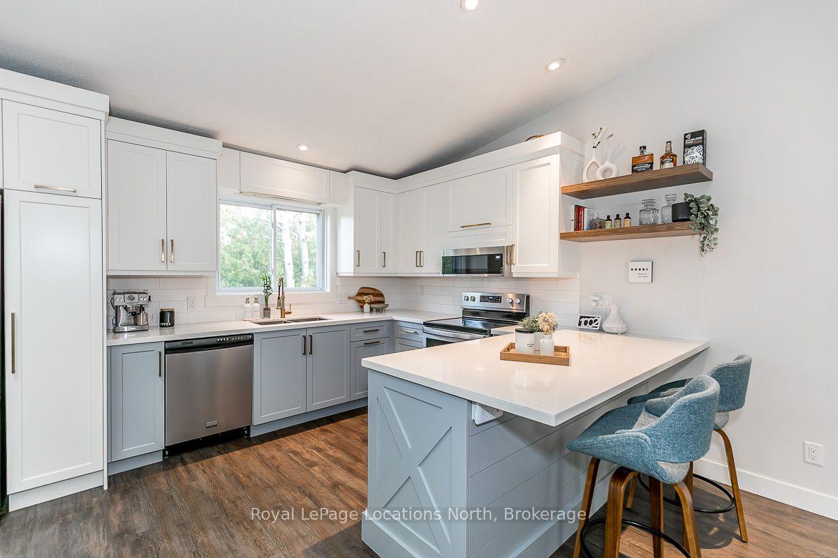 14 Dawson Drive 415 #415 — photo 1