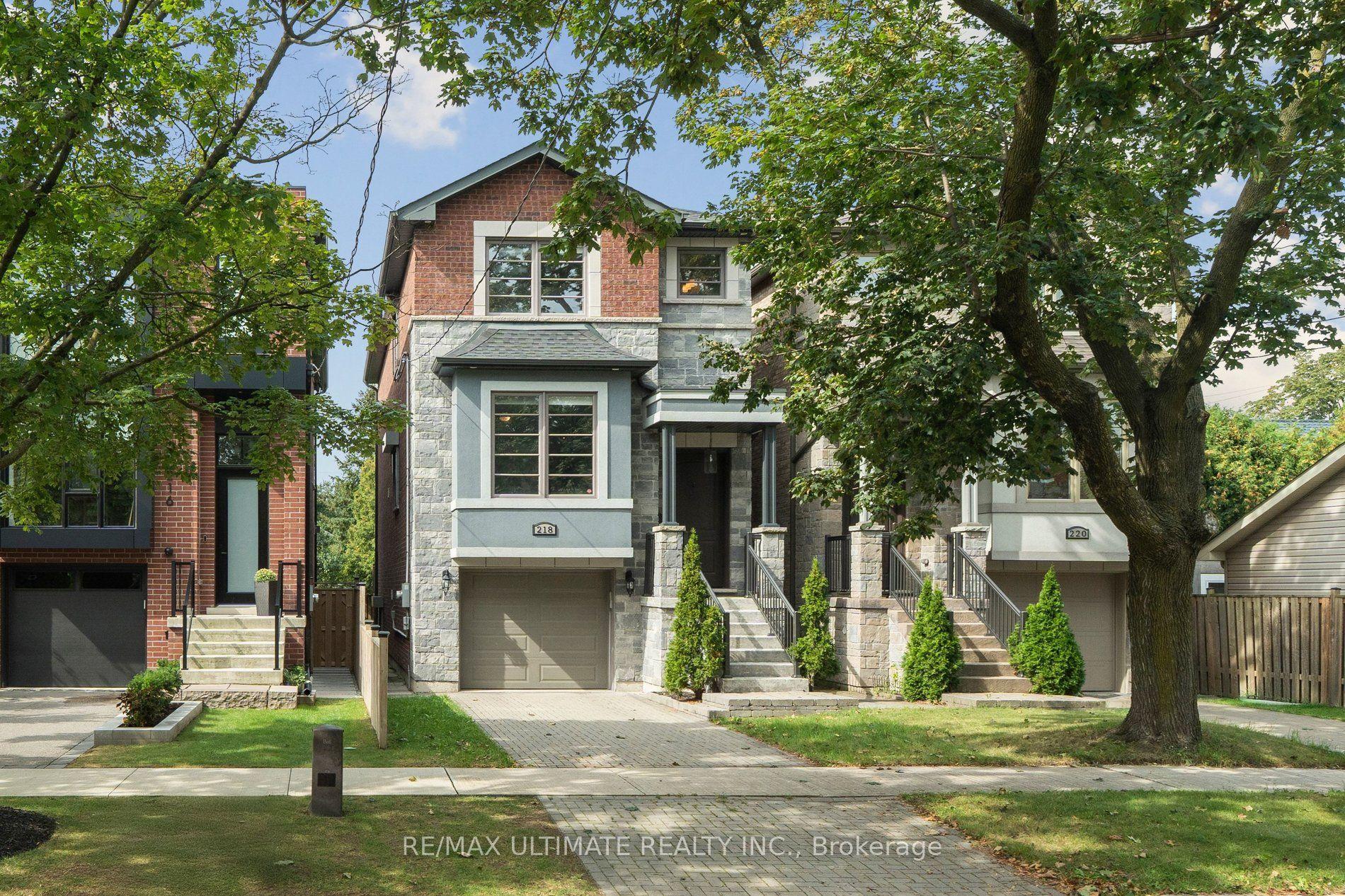 218 Delta Street, Toronto — Detached for sale, photo 1