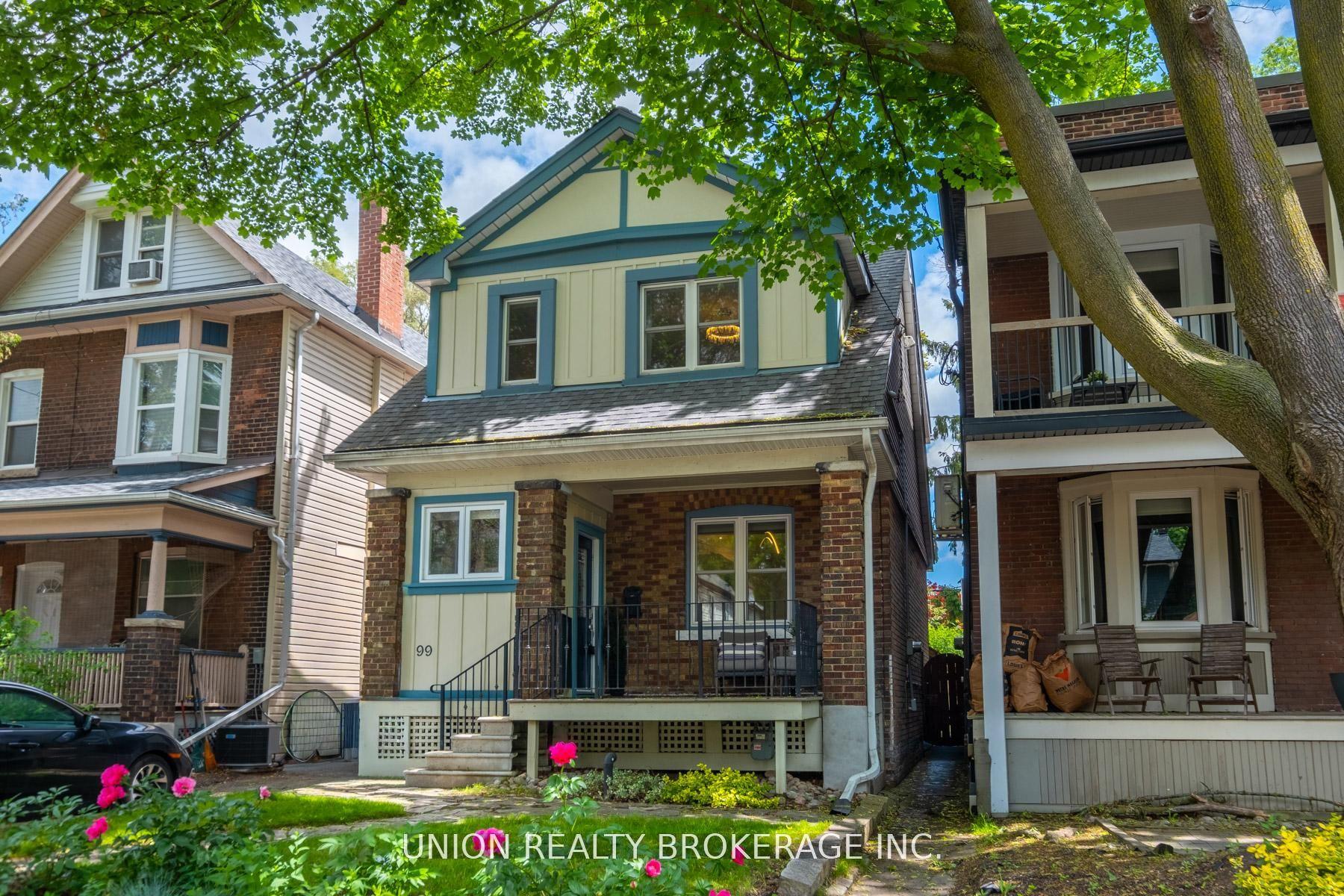 99 Hiawatha Road, Toronto — Detached for sale, photo 1