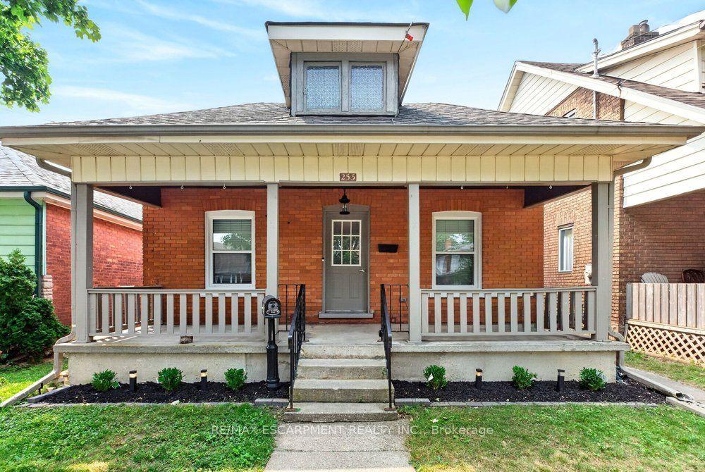 253 Marlborough Street, Brantford — Detached for sale, photo 1