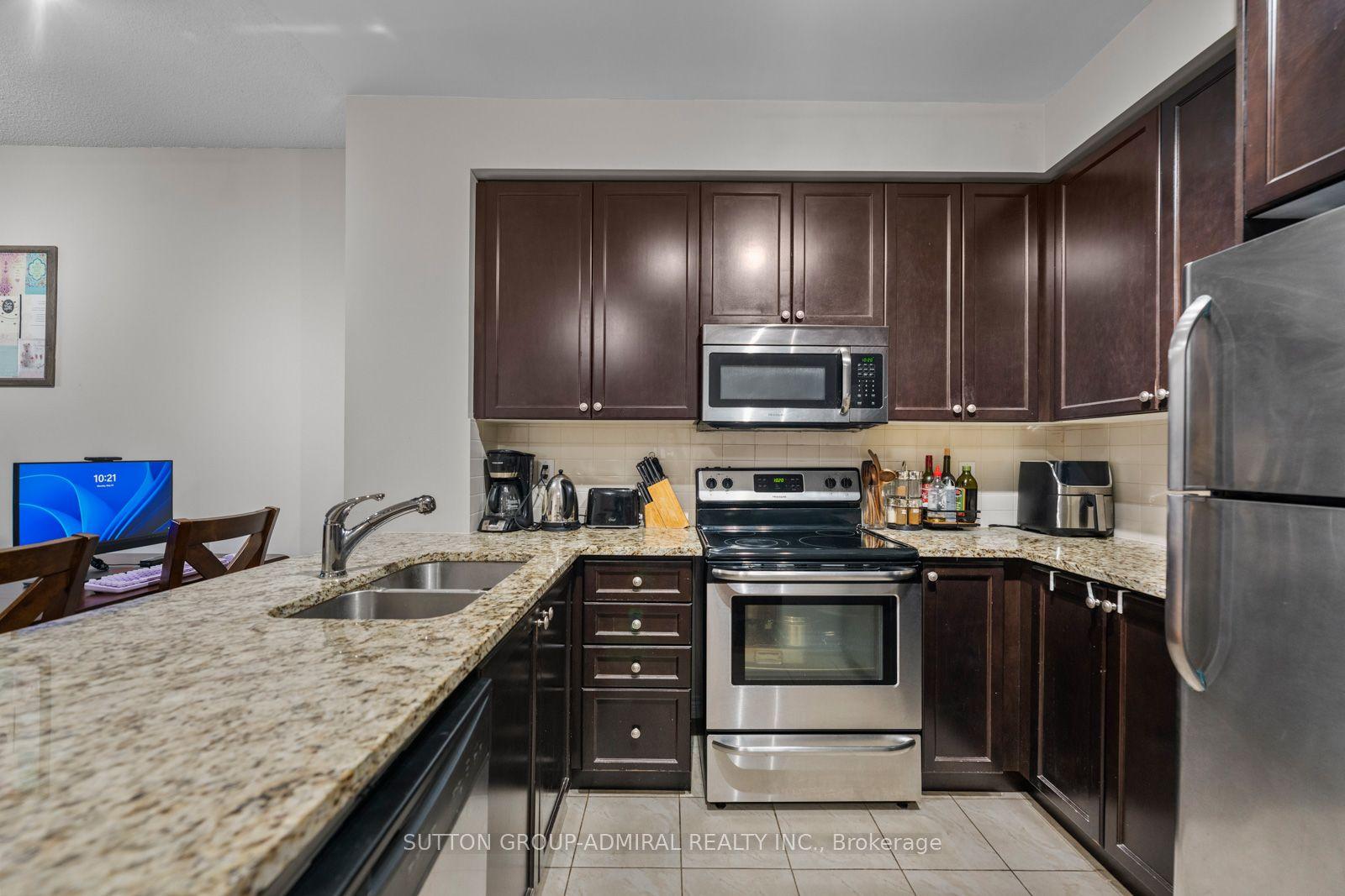 9255 Jane Street 215 #215, Vaughan — Condo for sale, photo 1