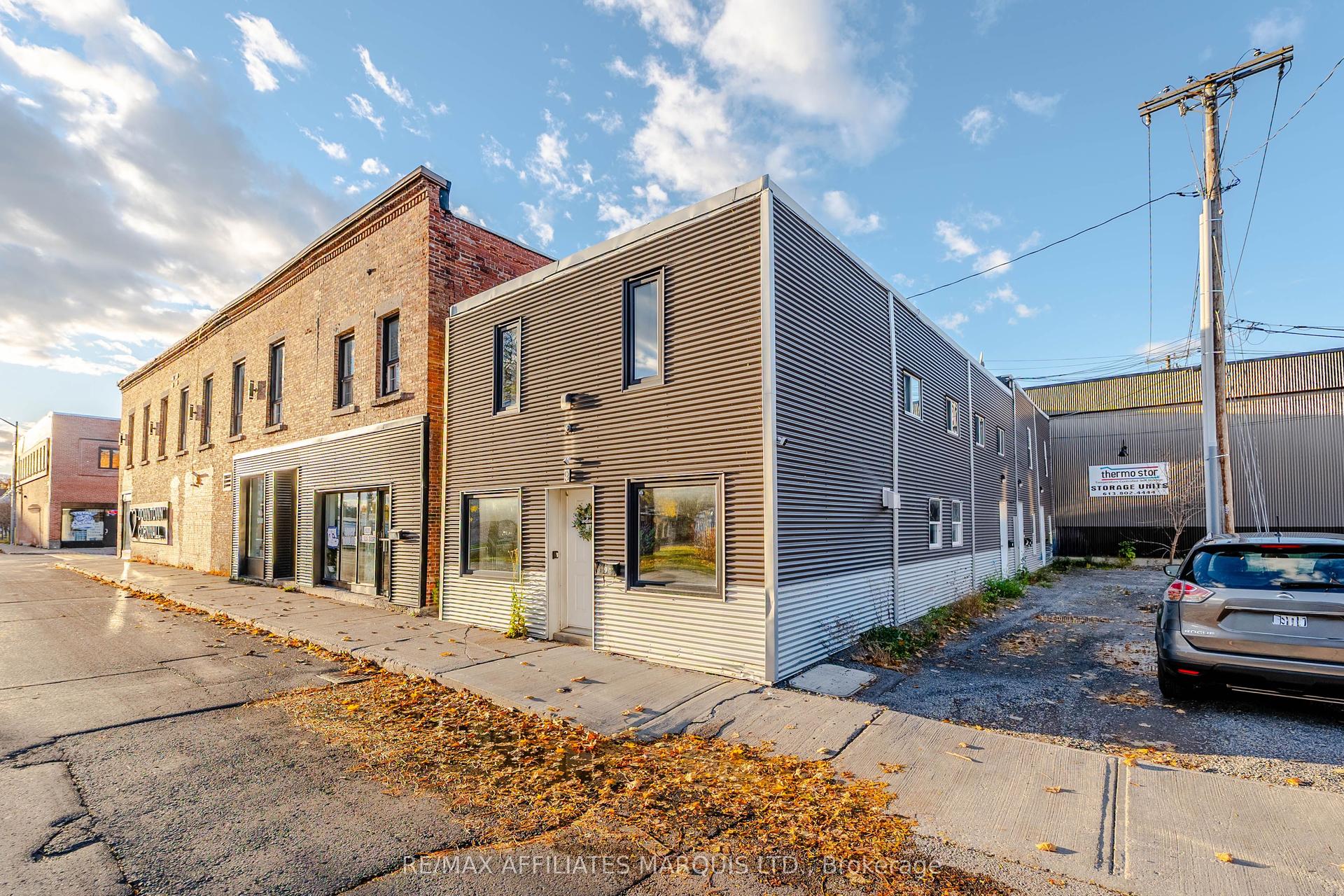 9 First Street E — photo 1