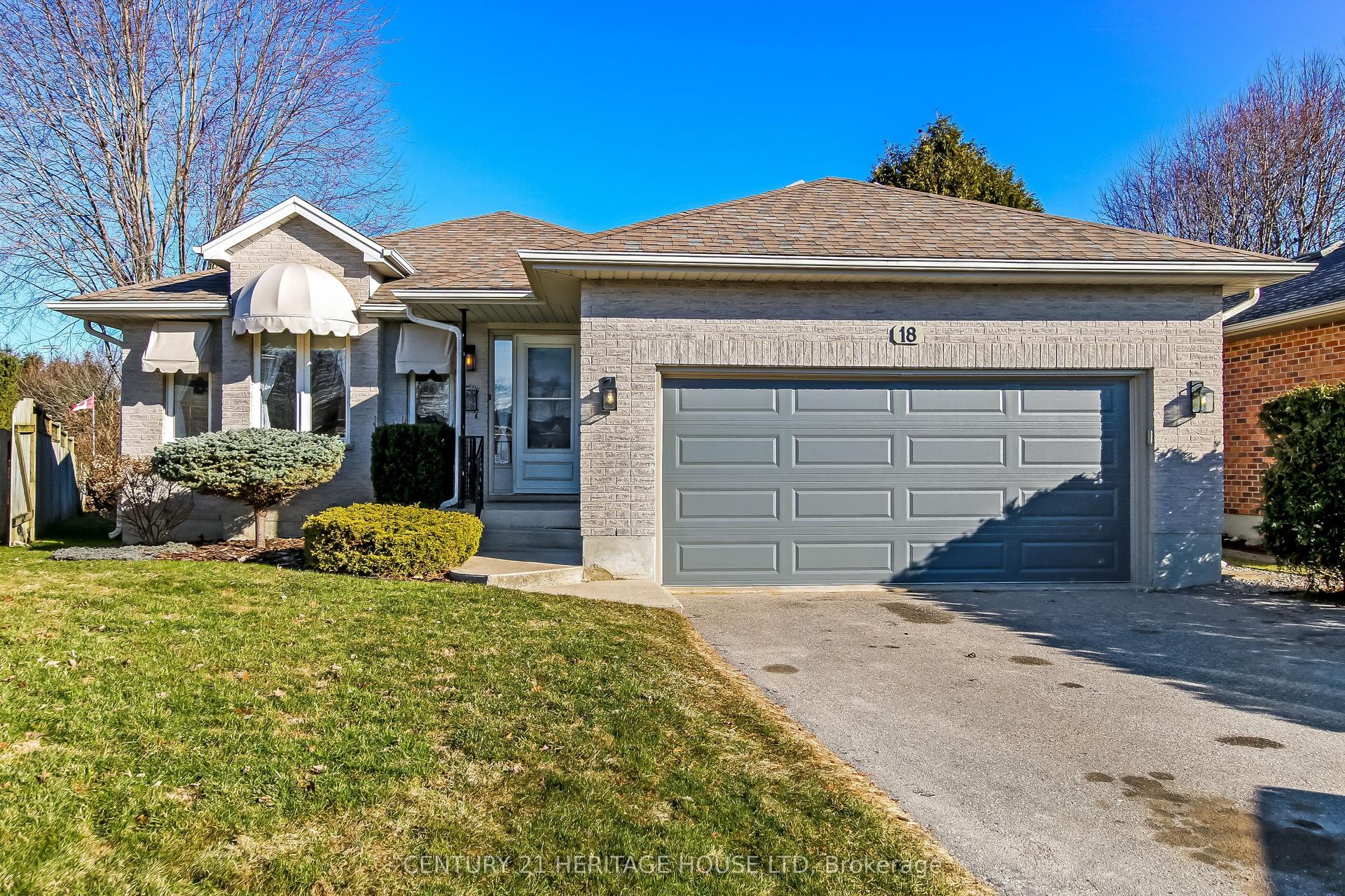 18 Hickory Boulevard W, Strathroy-Caradoc — Detached for sale, photo 1