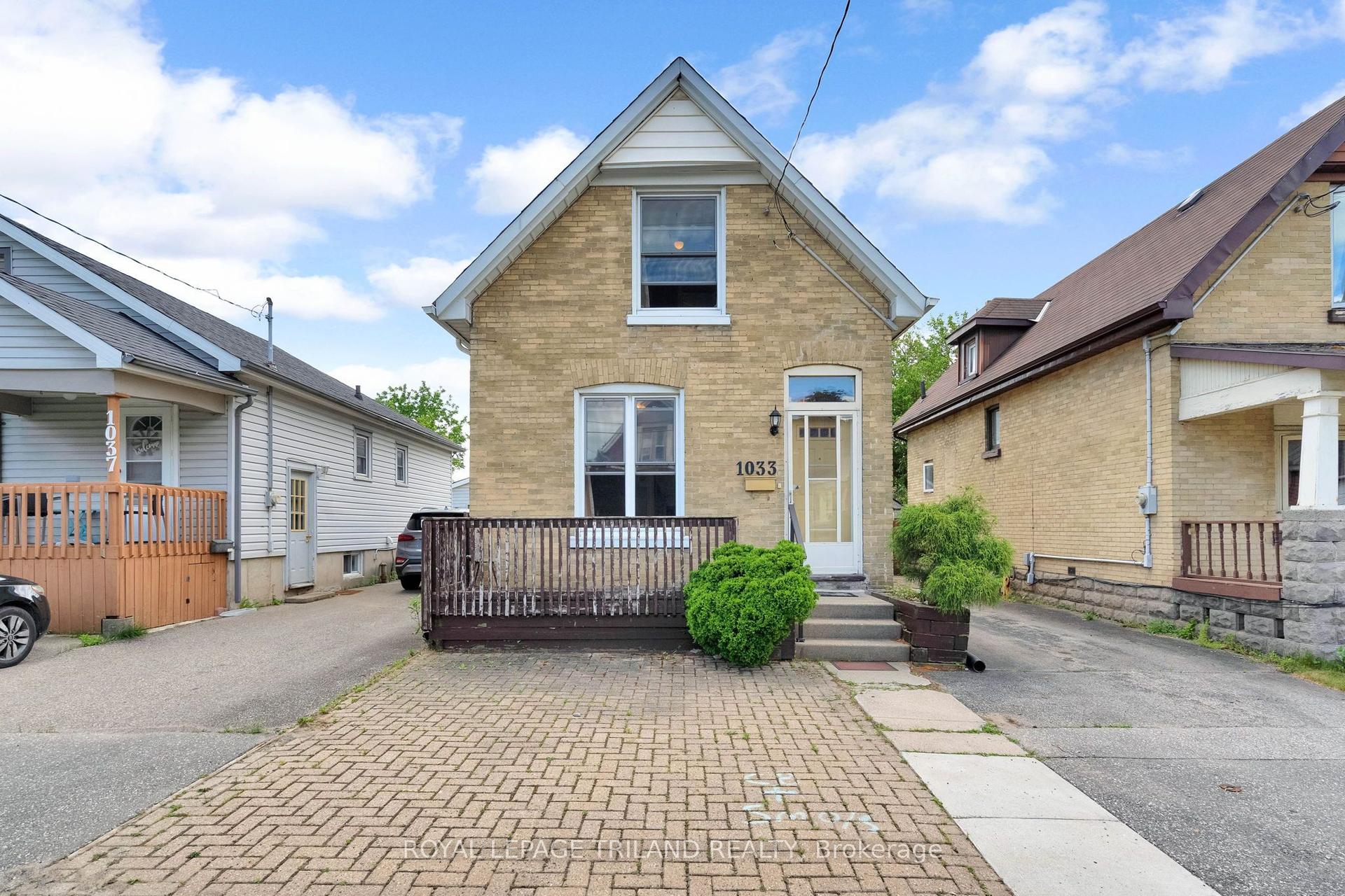 1033 Trafalgar Street — photo 1