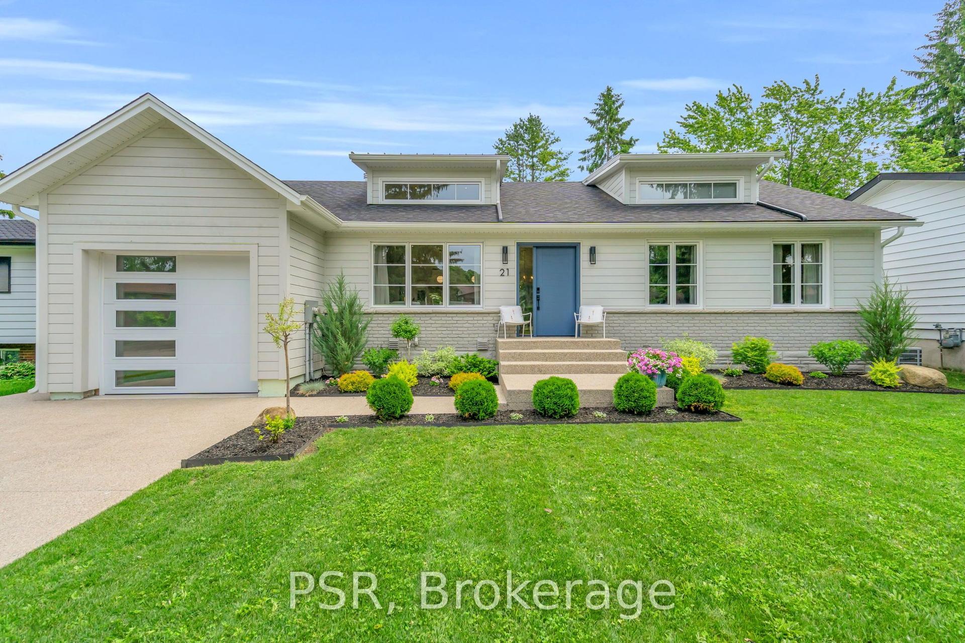 21 Blake Street — photo 1