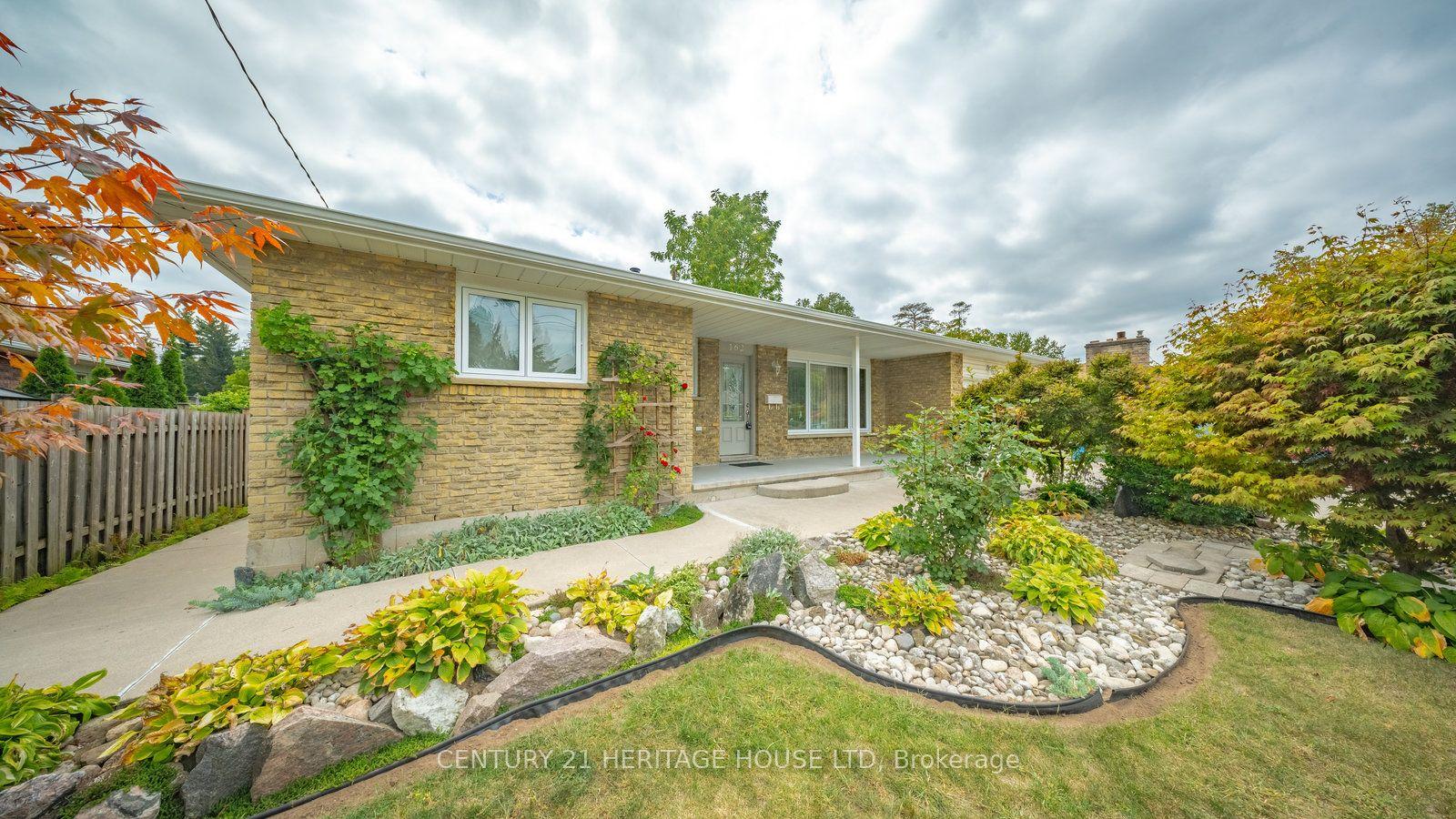 162 Victoria Street, Norfolk — Detached for sale, photo 1