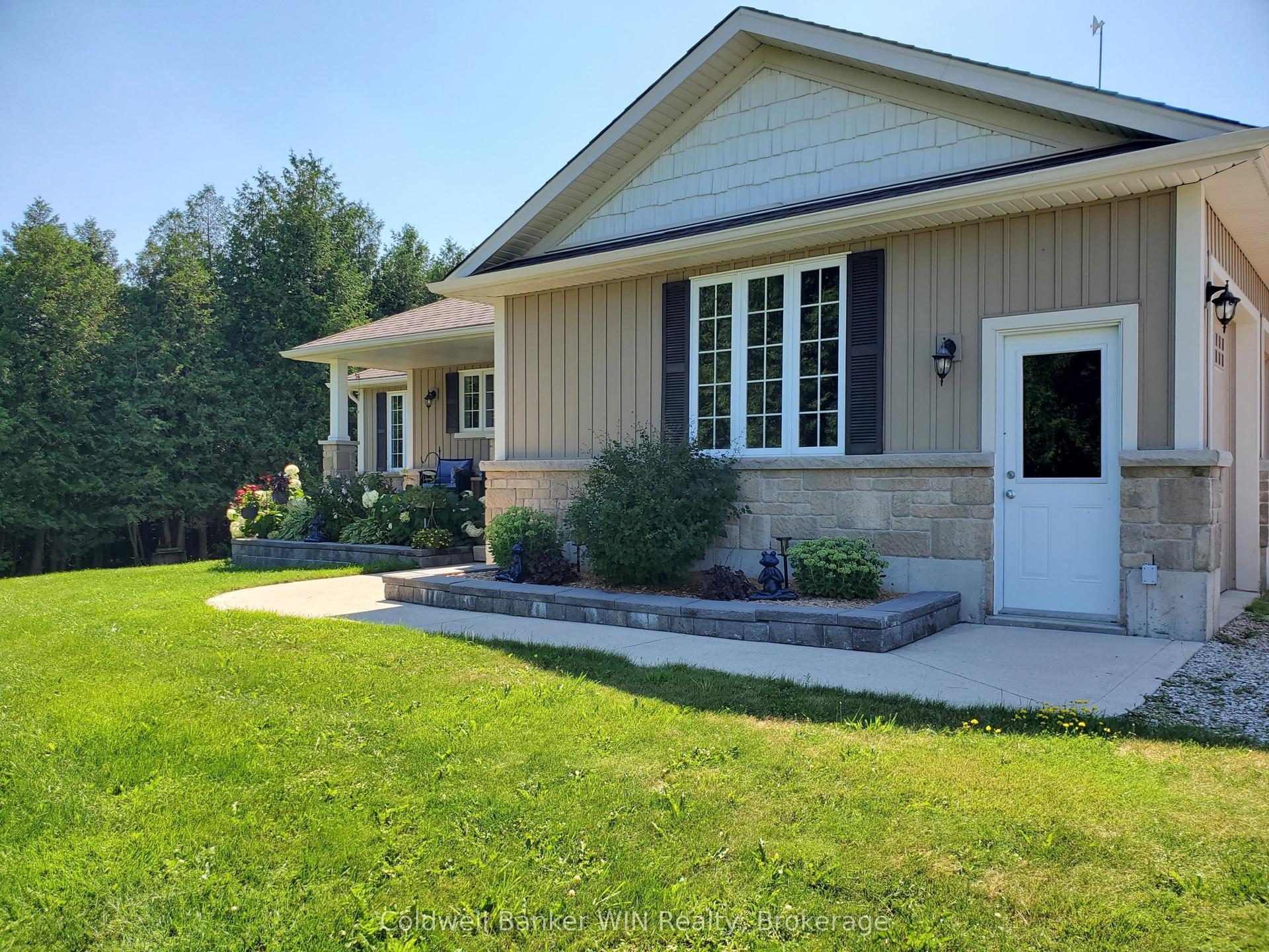 113 Scotts Hill Road — photo 1