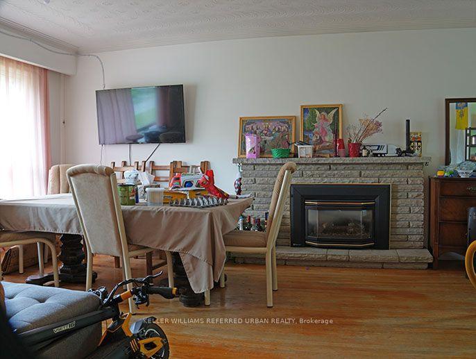 153 Newton Drive — photo 1