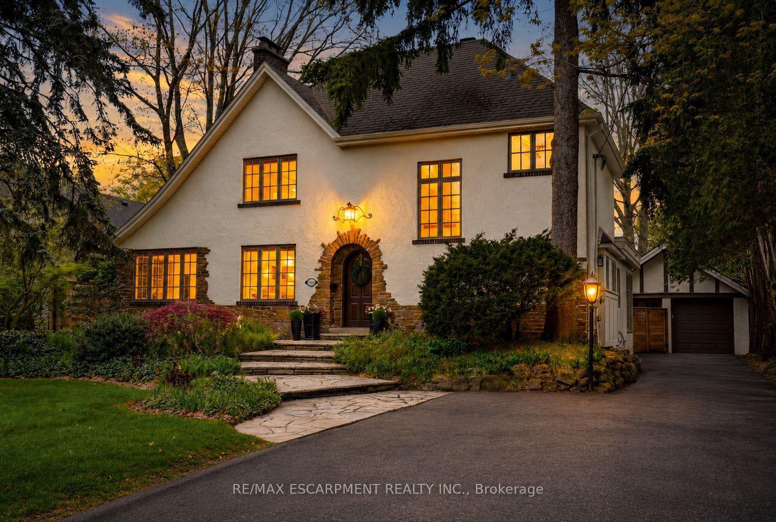 3081 Balmoral Avenue — photo 1