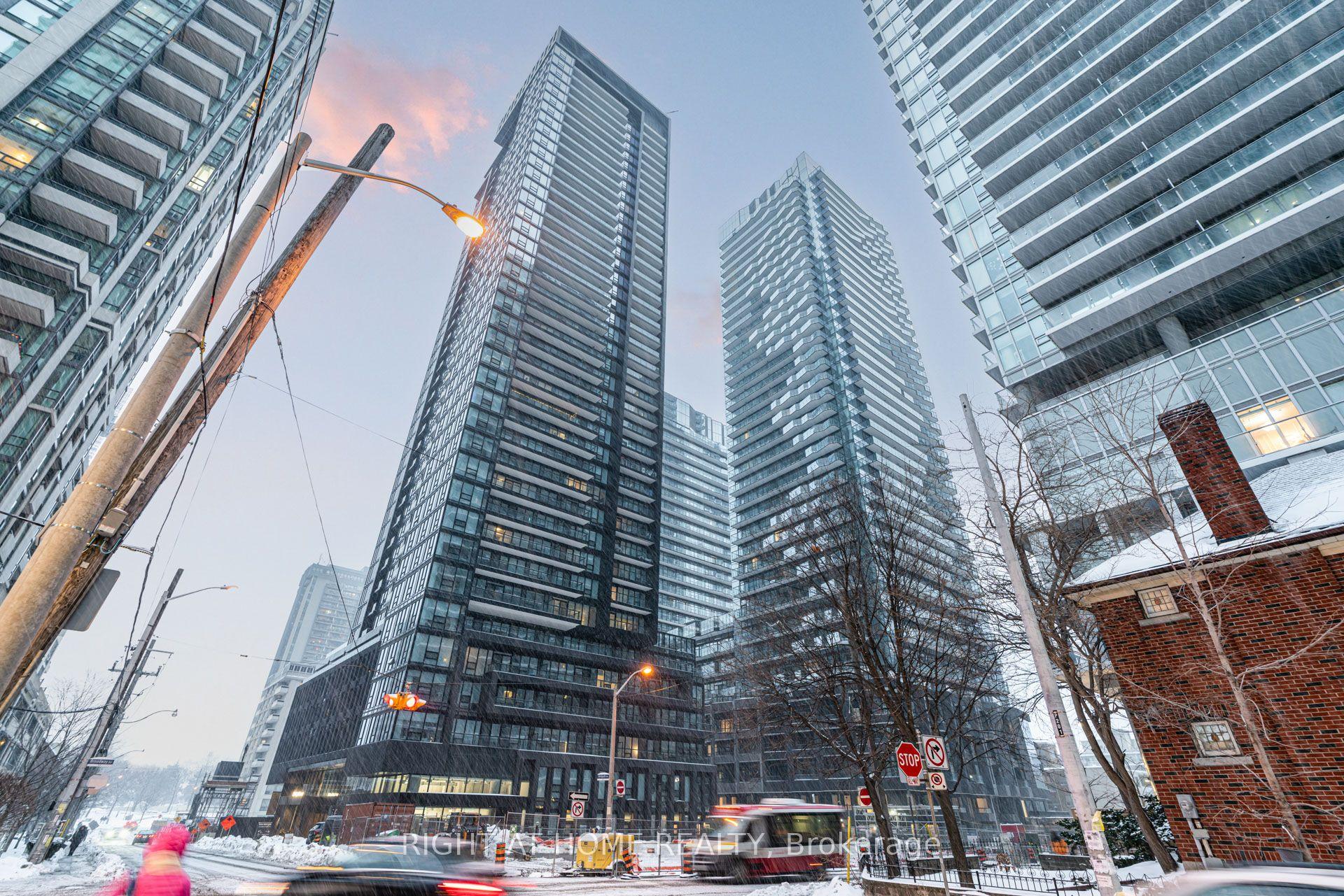 110 Broadway Avenue 2403S #2403S, Toronto — Condo for lease, photo 1
