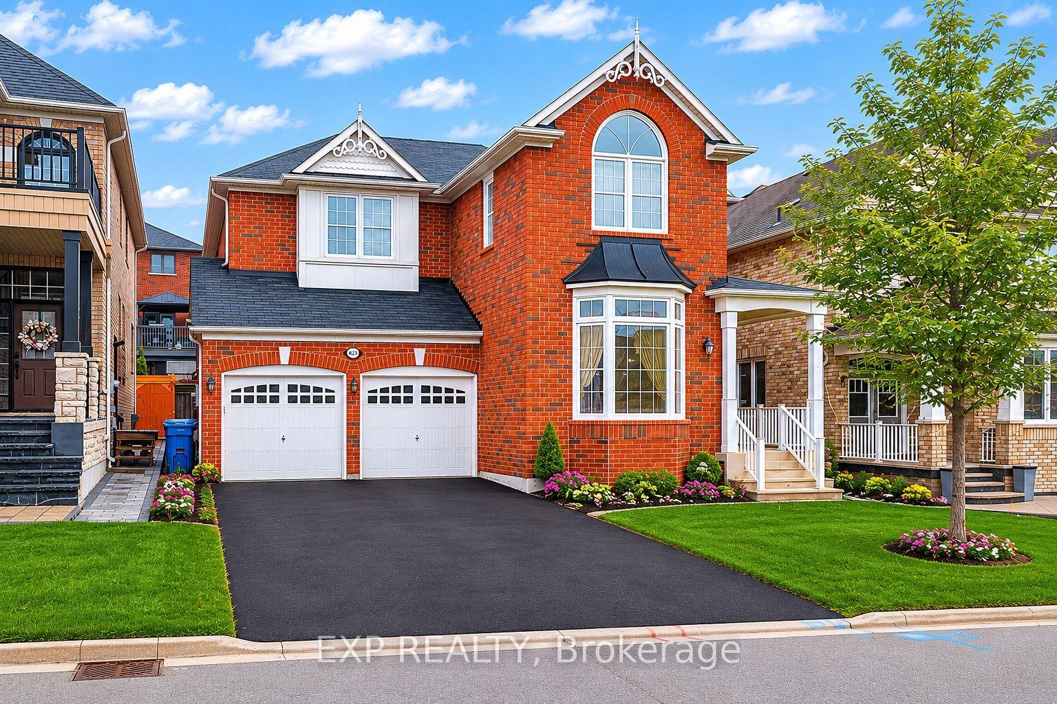 323 Cheryl Mews Boulevard — photo 1