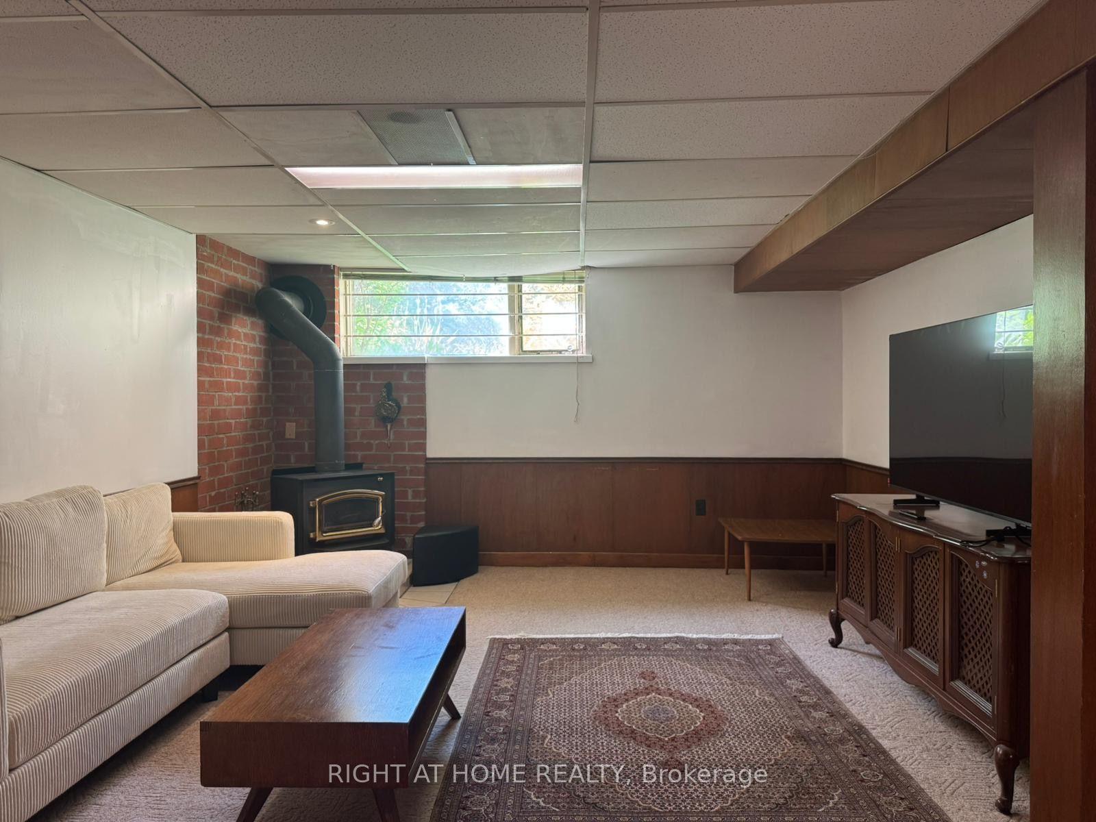 39 Starlight Crescent Basement #Basement — photo 1
