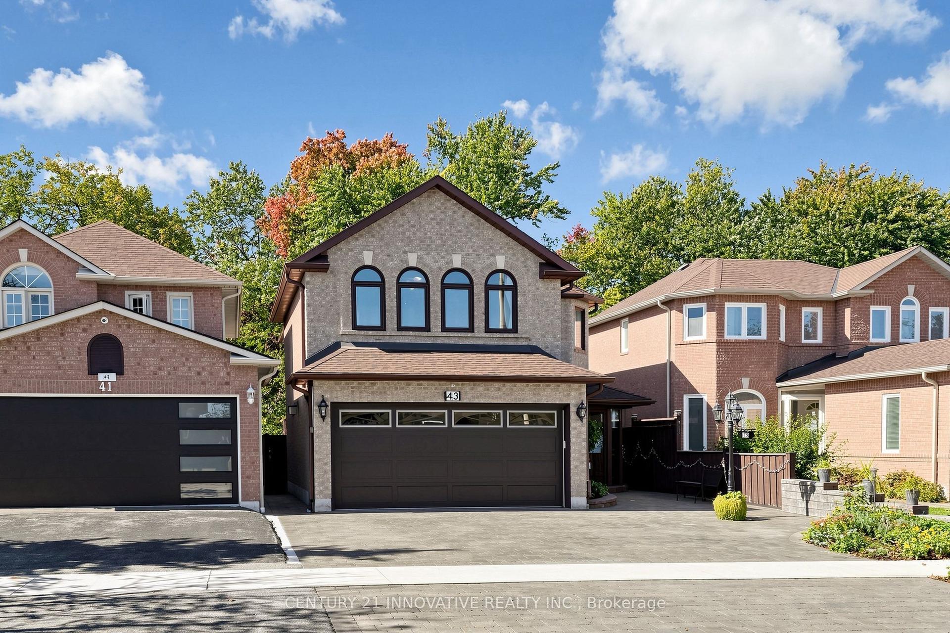 43 Bonnydon Crescent, Toronto — Detached for sale, photo 1