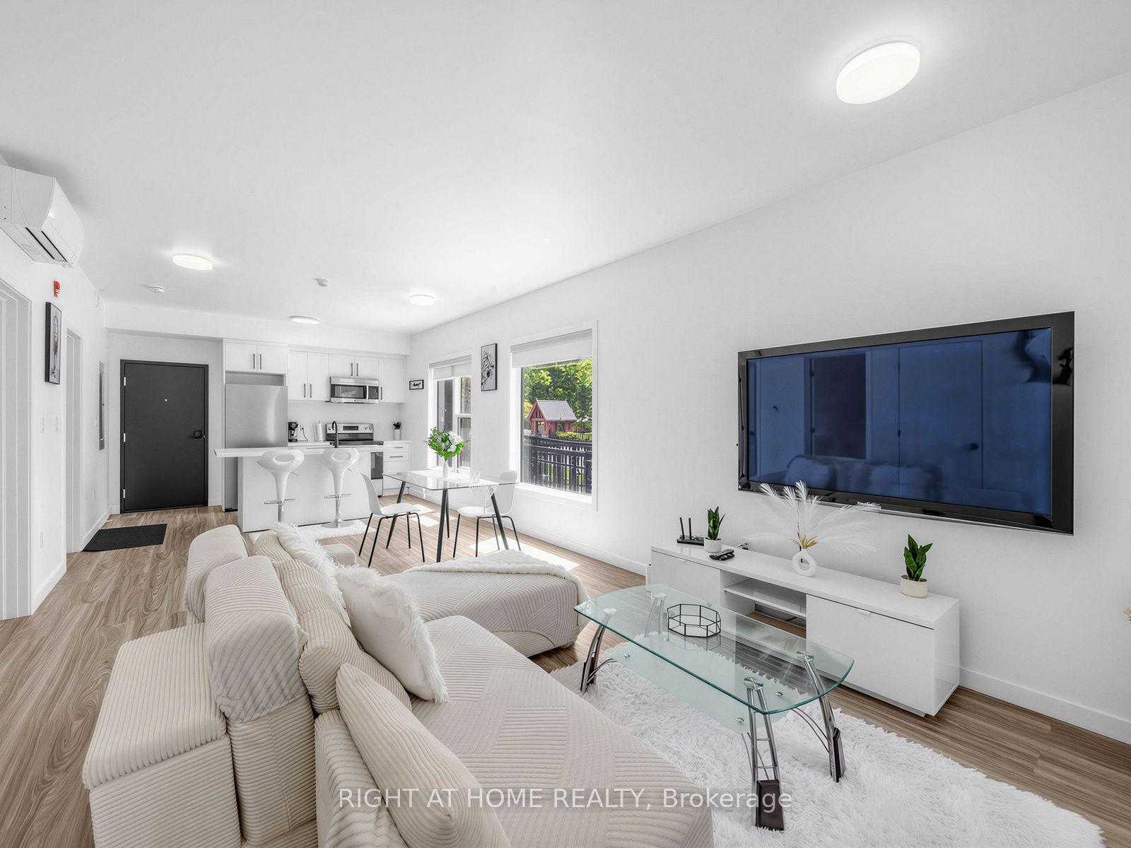 148 Glenlake Avenue 5 #5, Toronto — Detached for lease, photo 1