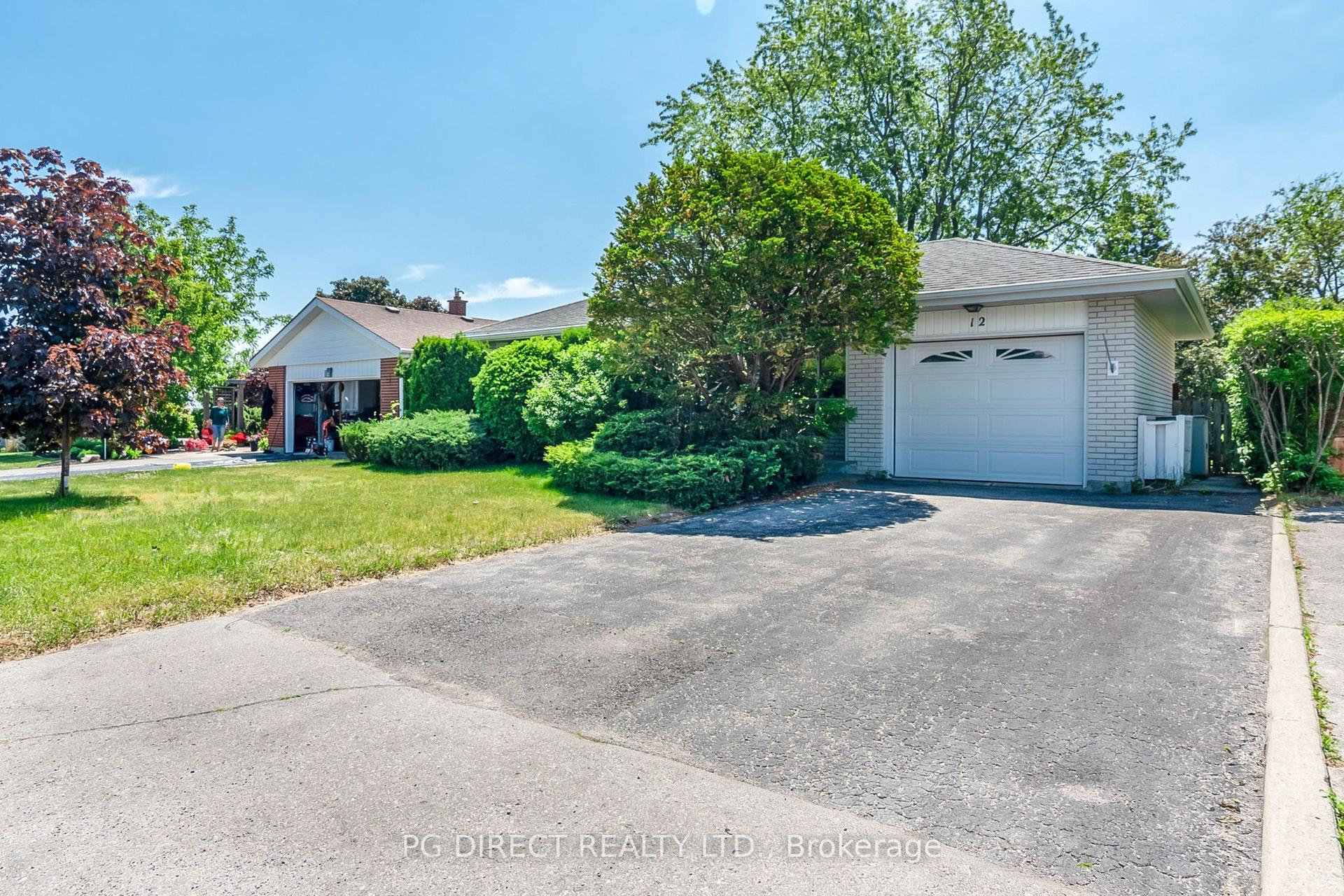 12 Belvedere Road — photo 1