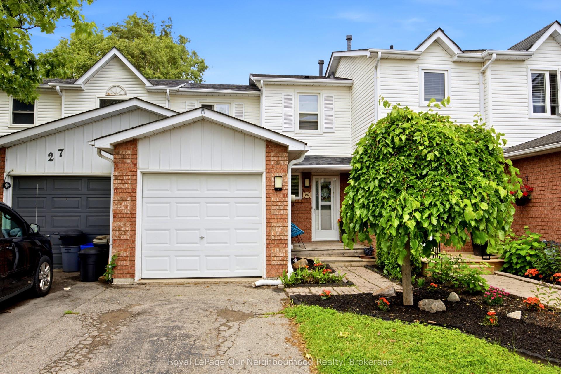 25 Hanning Court, Clarington — Townhouse for sale, photo 1