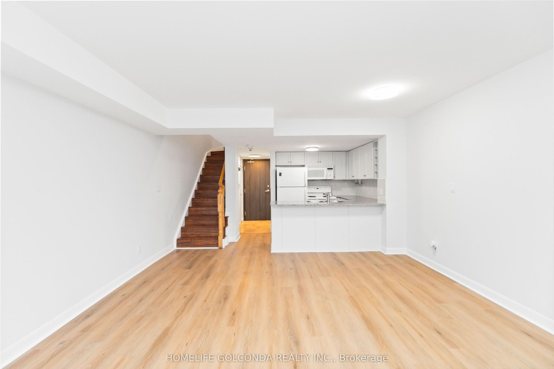 210 Victoria Street 1809 #1809 — photo 1