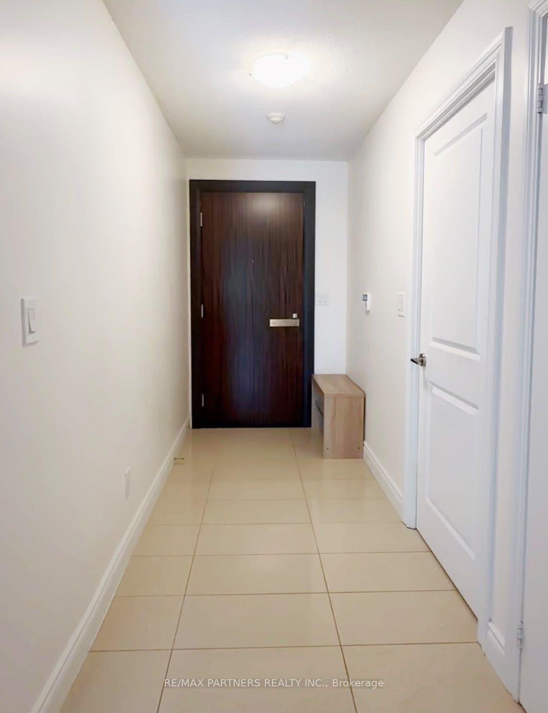 233 South Park Road 315 #315, Markham — Condo for lease, photo 1