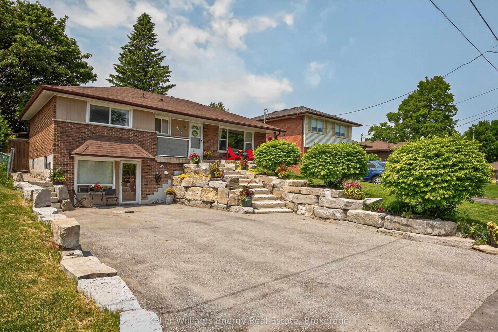 405 Bernhard Crescent — photo 1