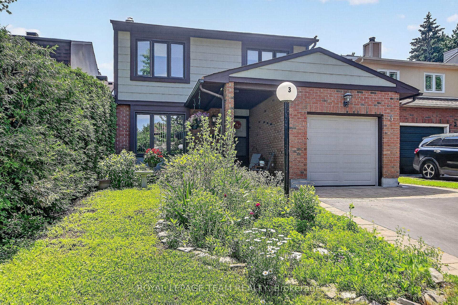 3 Haywood Crescent — photo 1