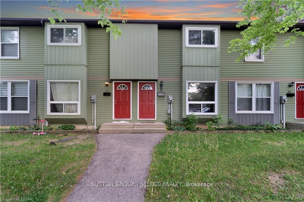 70 Fiddlers Green Road 22 #22 — photo 1